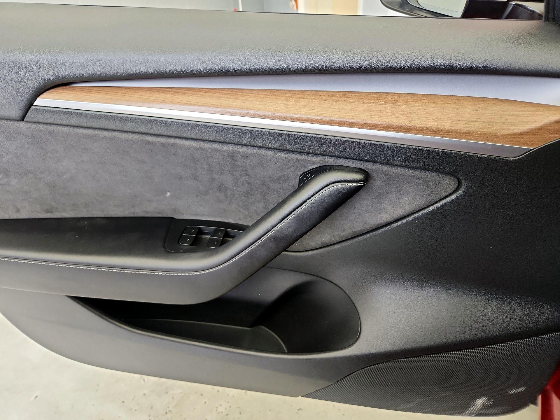 Thumbnail: 2023 Tesla Model 3 - 12