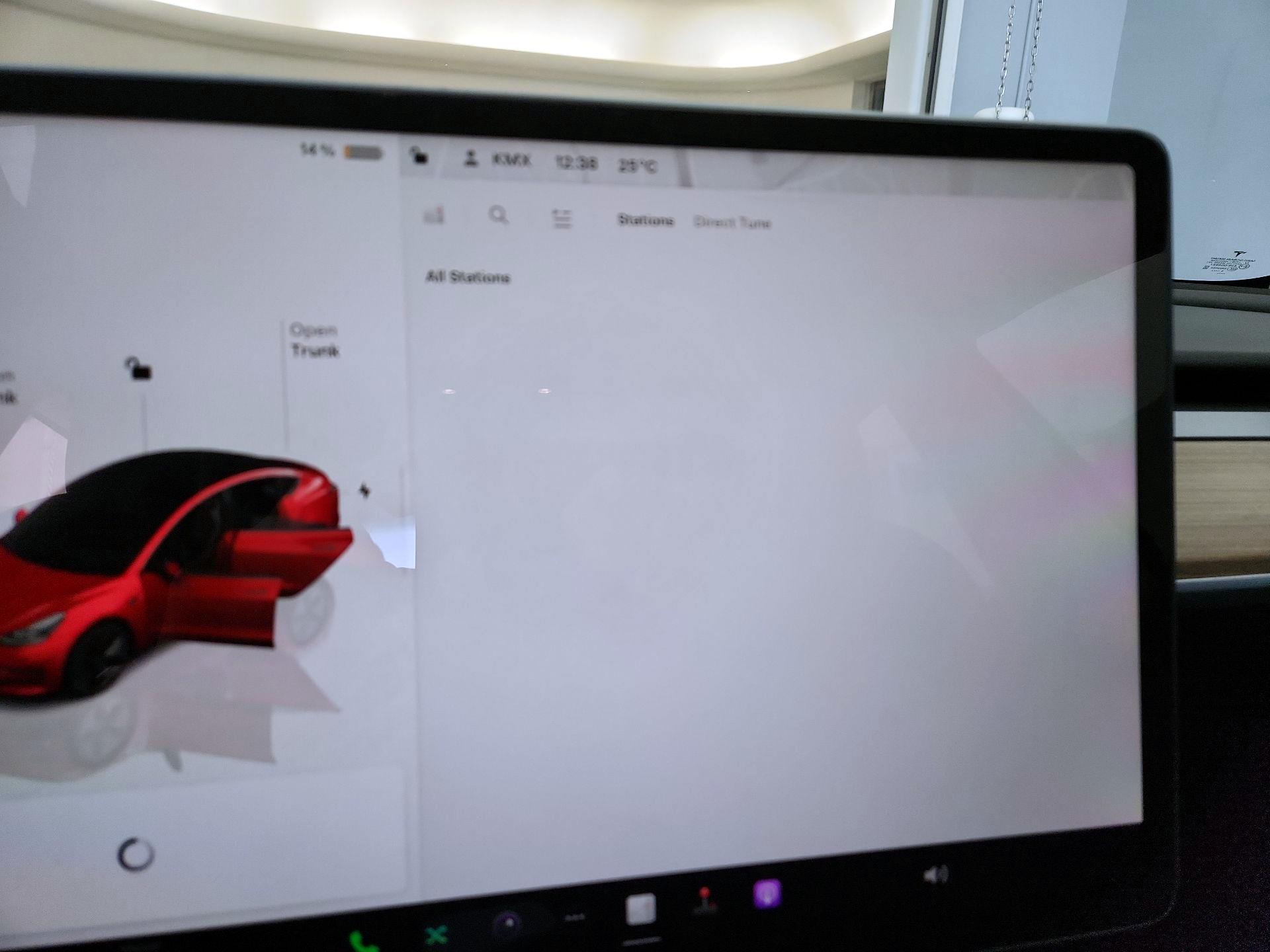 Thumbnail: 2023 Tesla Model 3 - 15