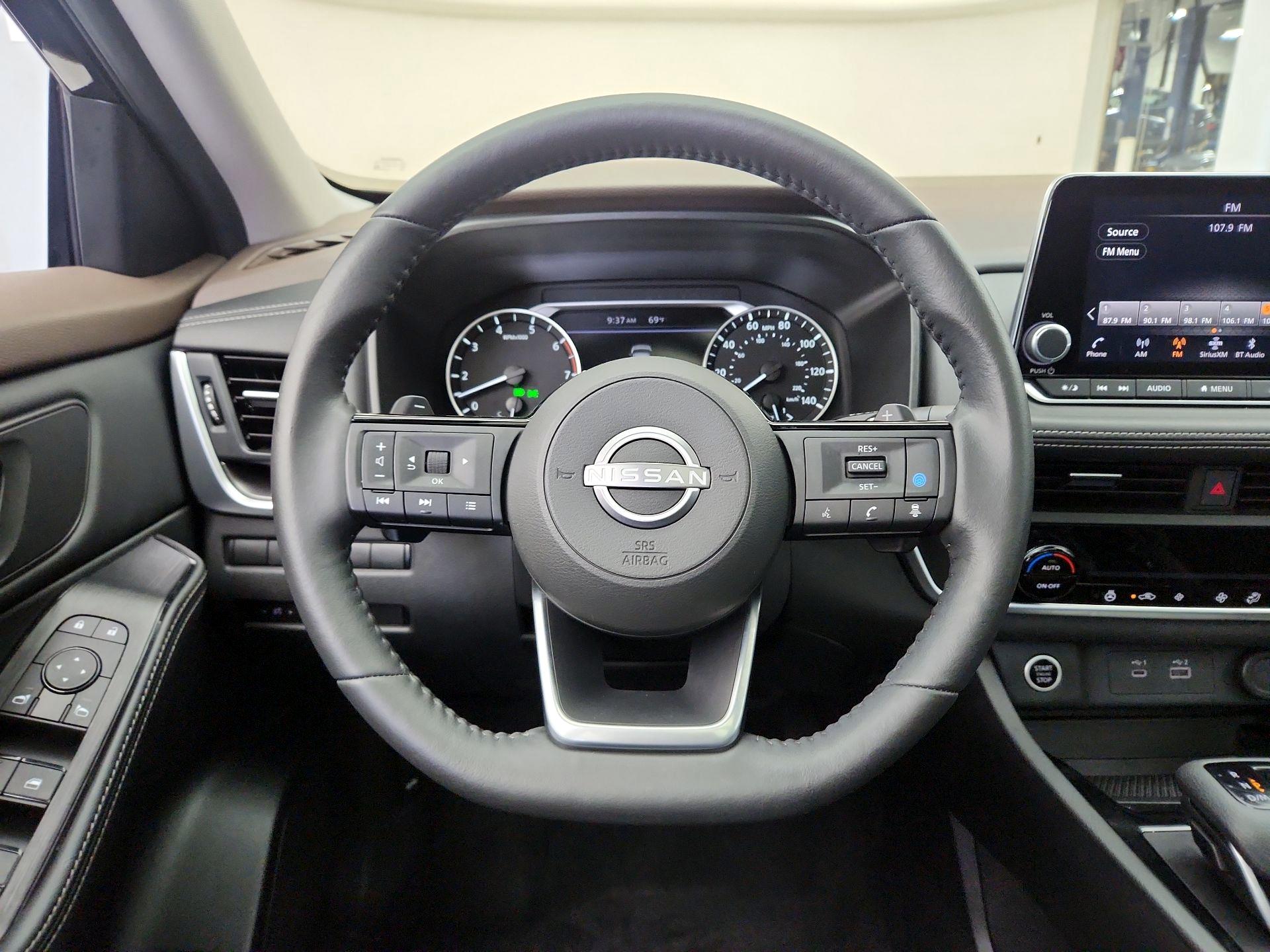 Thumbnail: 2023 Nissan Rogue - 10