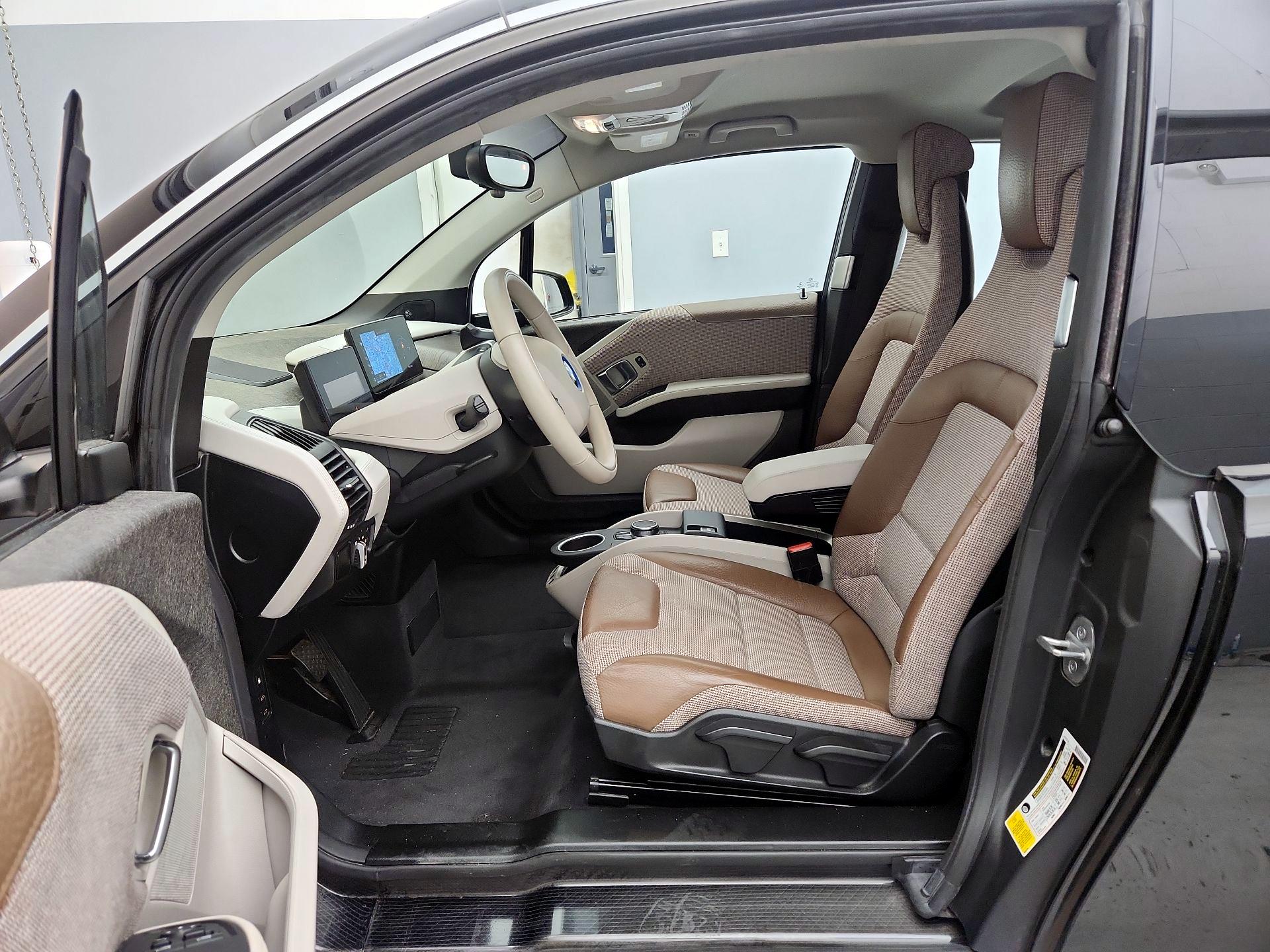 Thumbnail: 2019 BMW i3 - 11