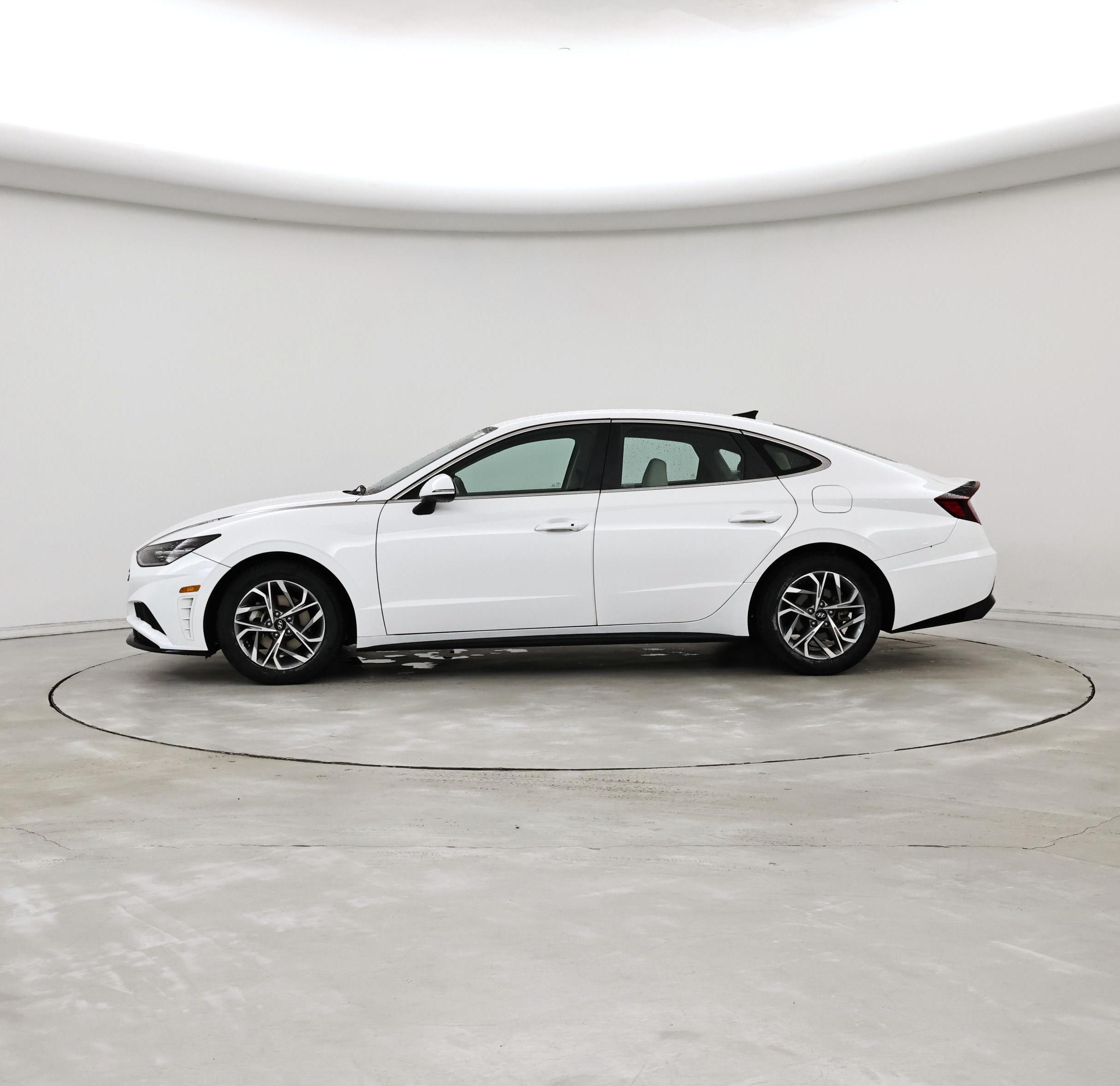 Thumbnail: 2023 Hyundai Sonata - 3