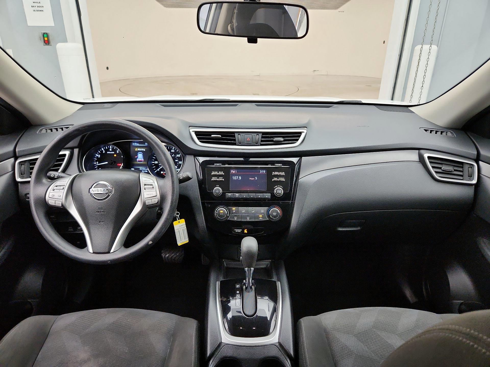 Thumbnail: 2016 Nissan Rogue - 9