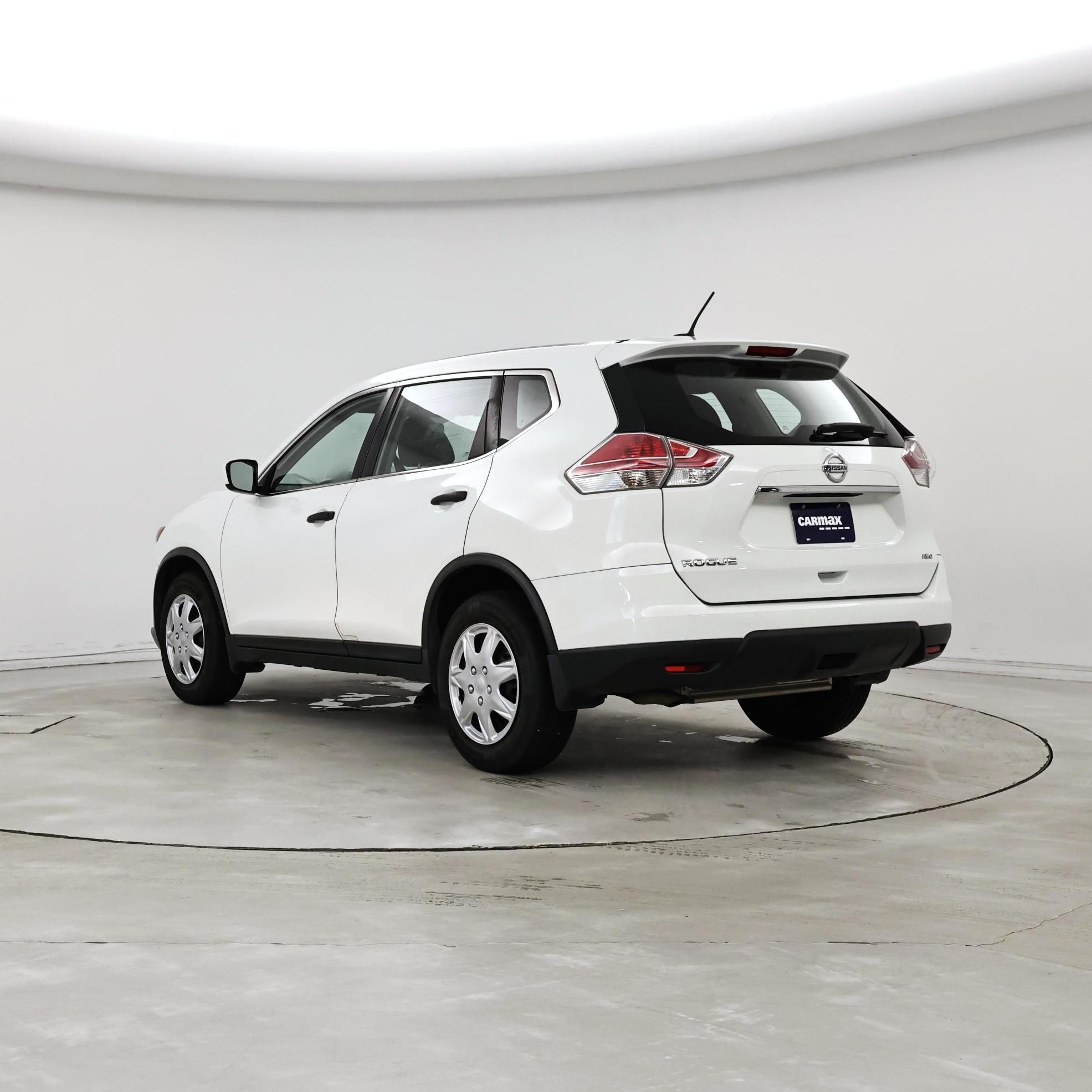 Thumbnail: 2016 Nissan Rogue - 2