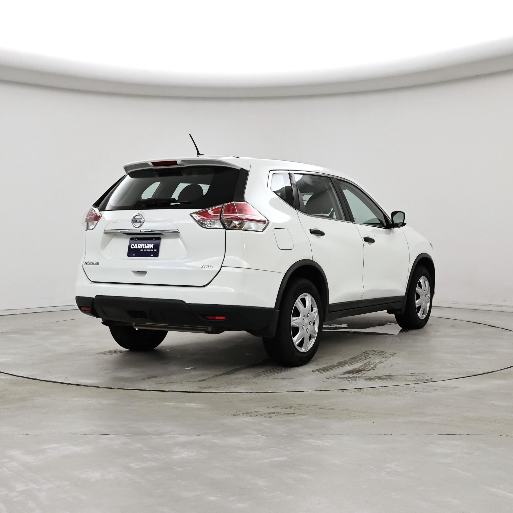 Thumbnail: 2016 Nissan Rogue - 8