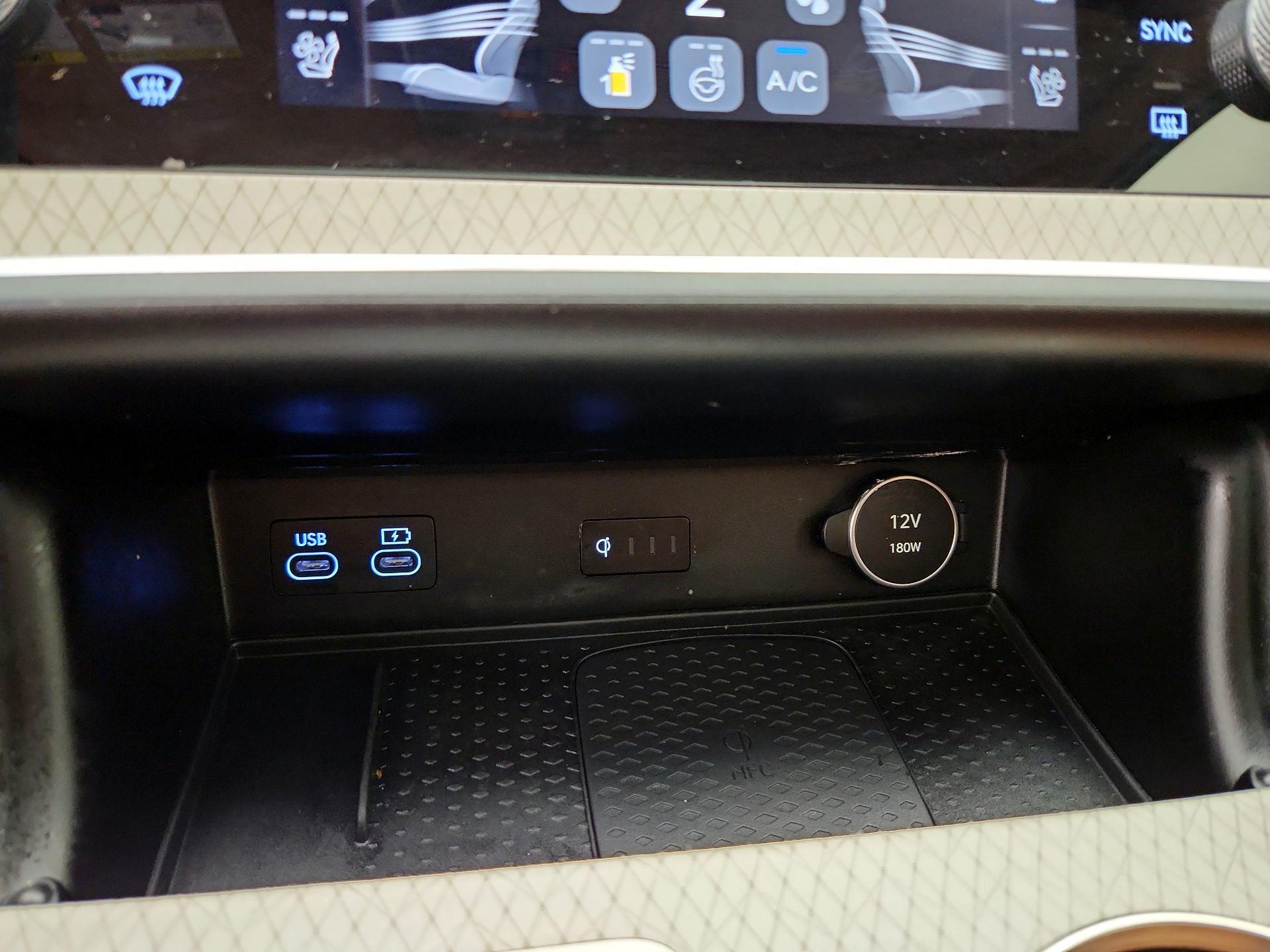 Thumbnail: 2025 Genesis GV80 - 19