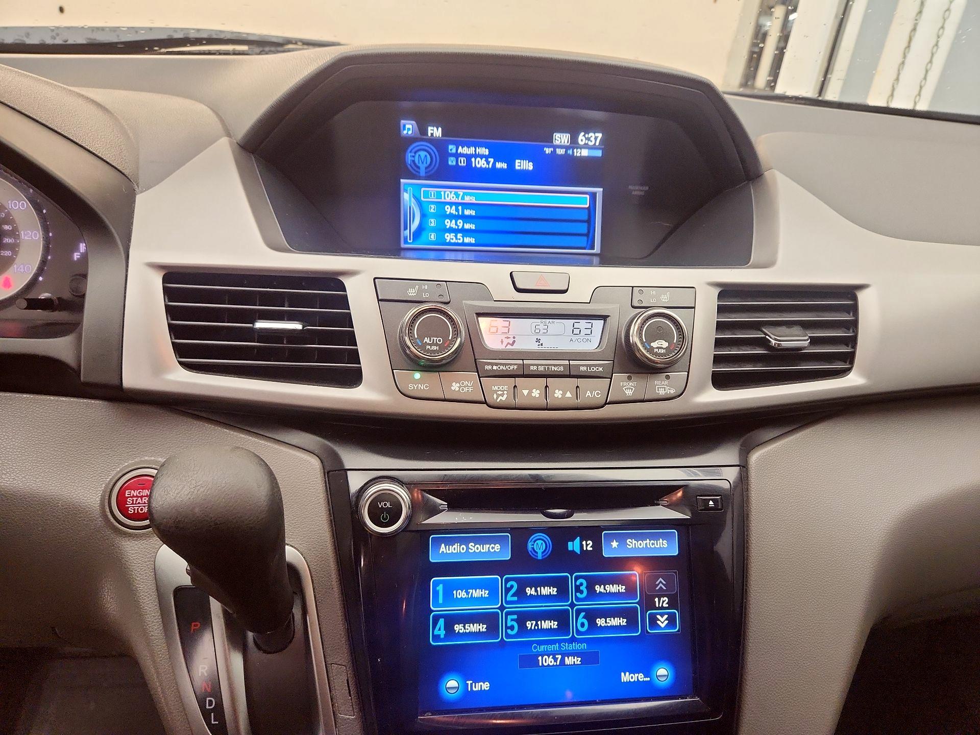 Thumbnail: 2016 Honda Odyssey - 15