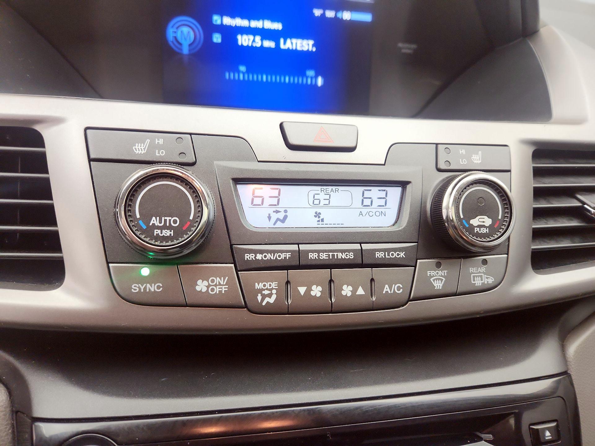 Thumbnail: 2016 Honda Odyssey - 16