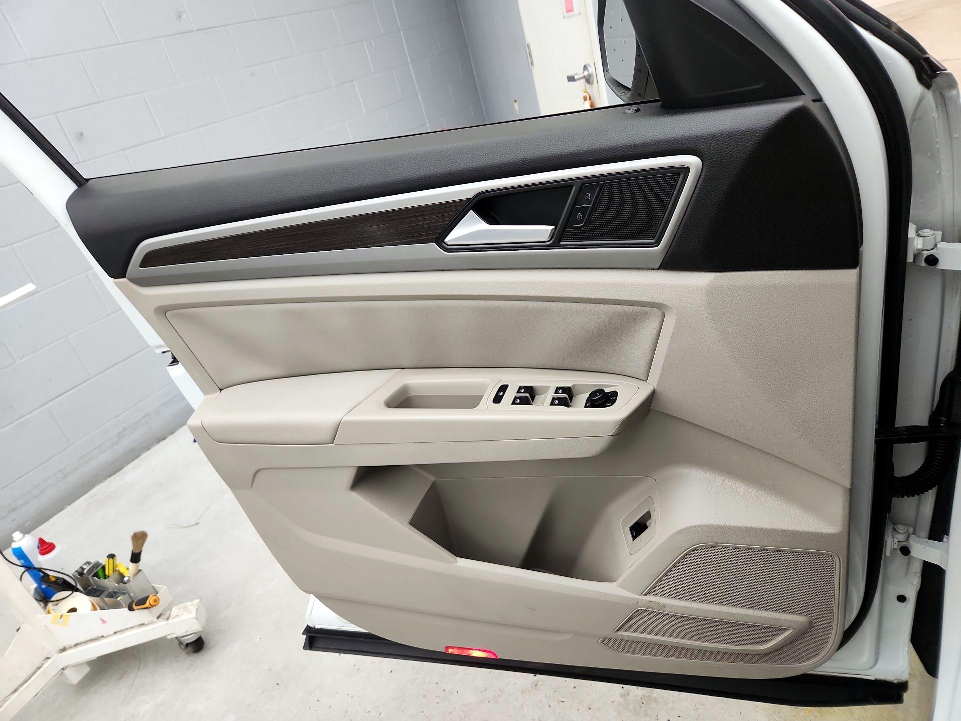 Thumbnail: 2020 Volkswagen Atlas - 12