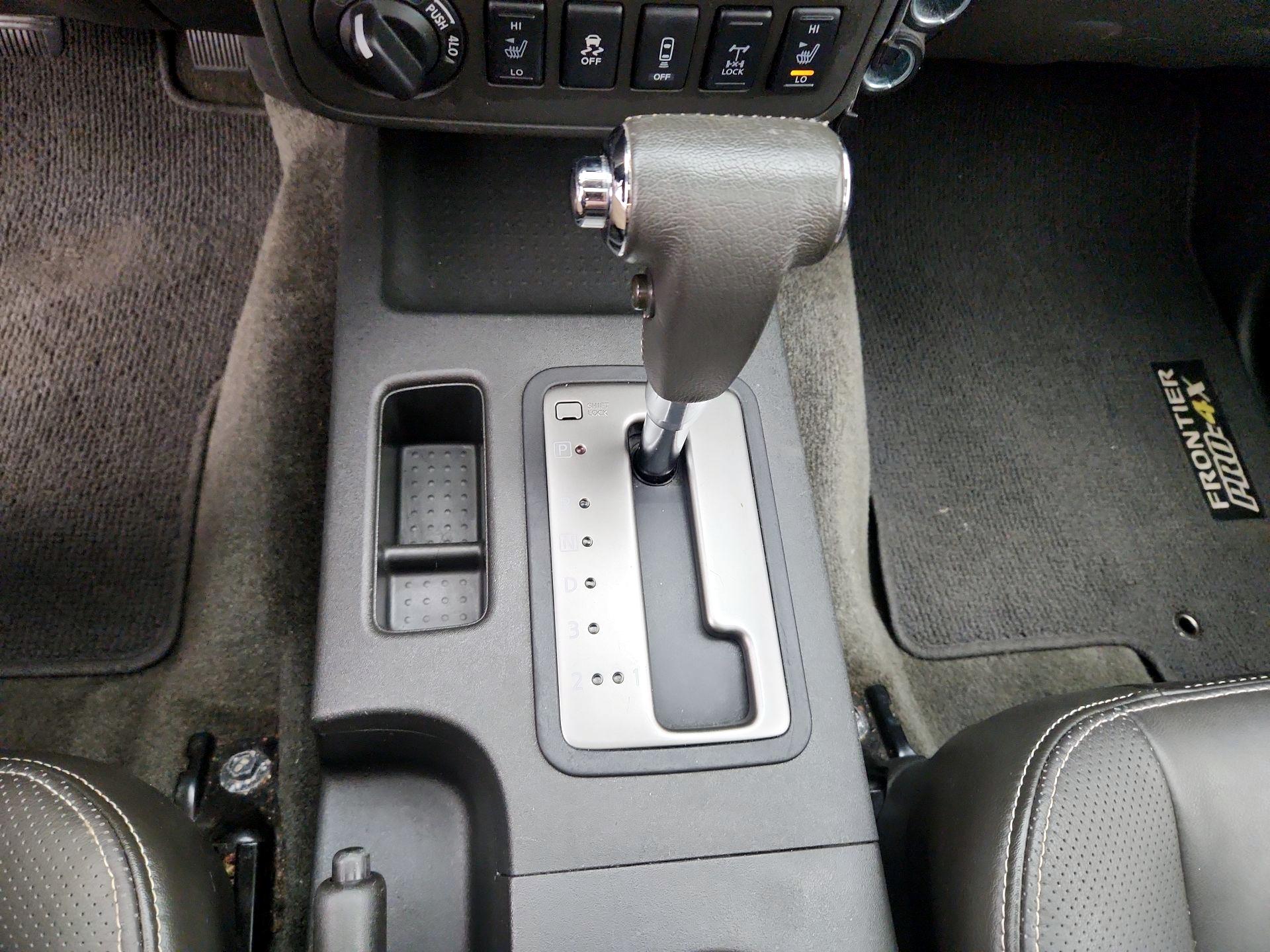Thumbnail: 2014 Nissan Frontier - 18