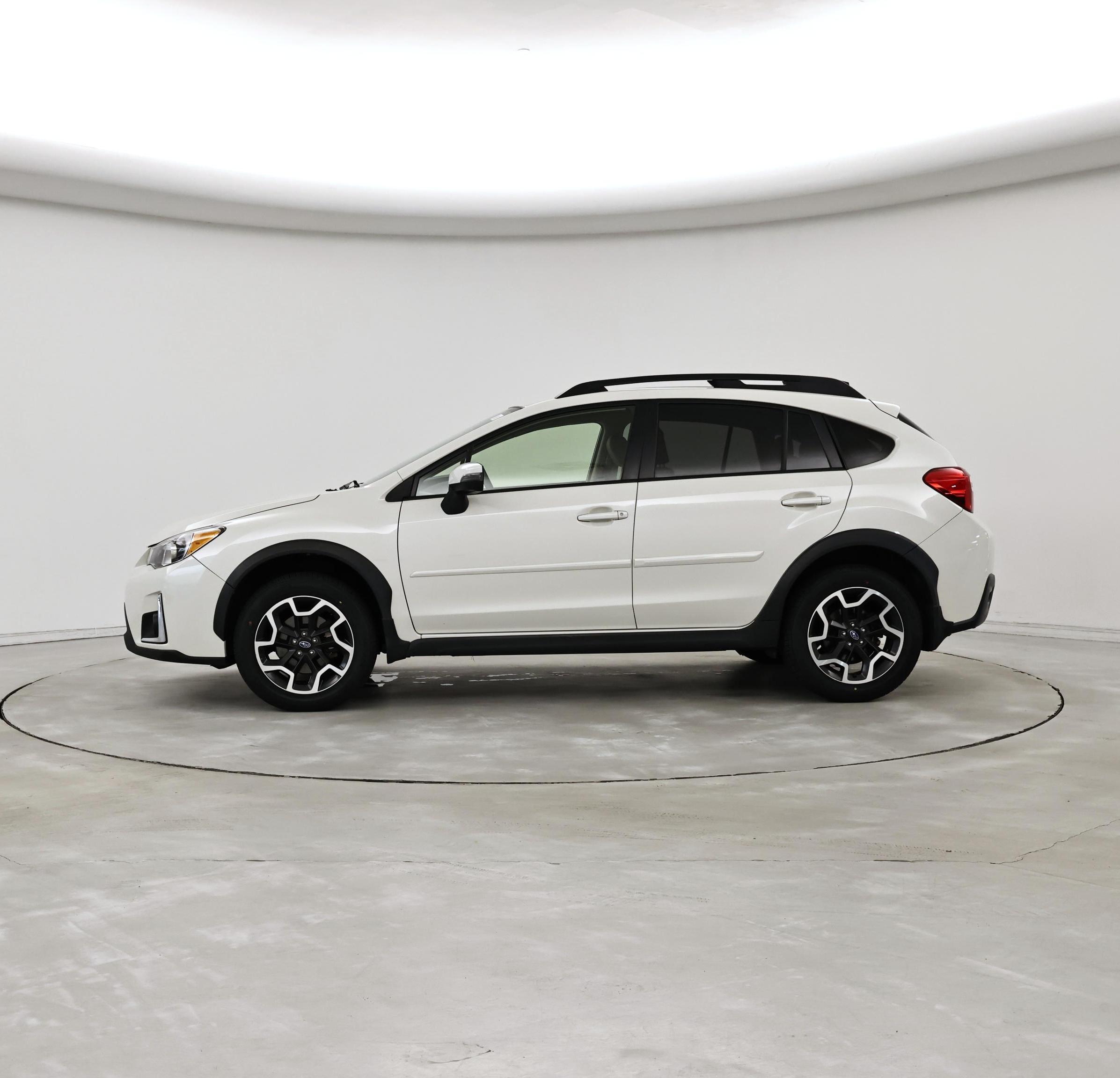 Thumbnail: 2016 Subaru XV Crosstrek - 3