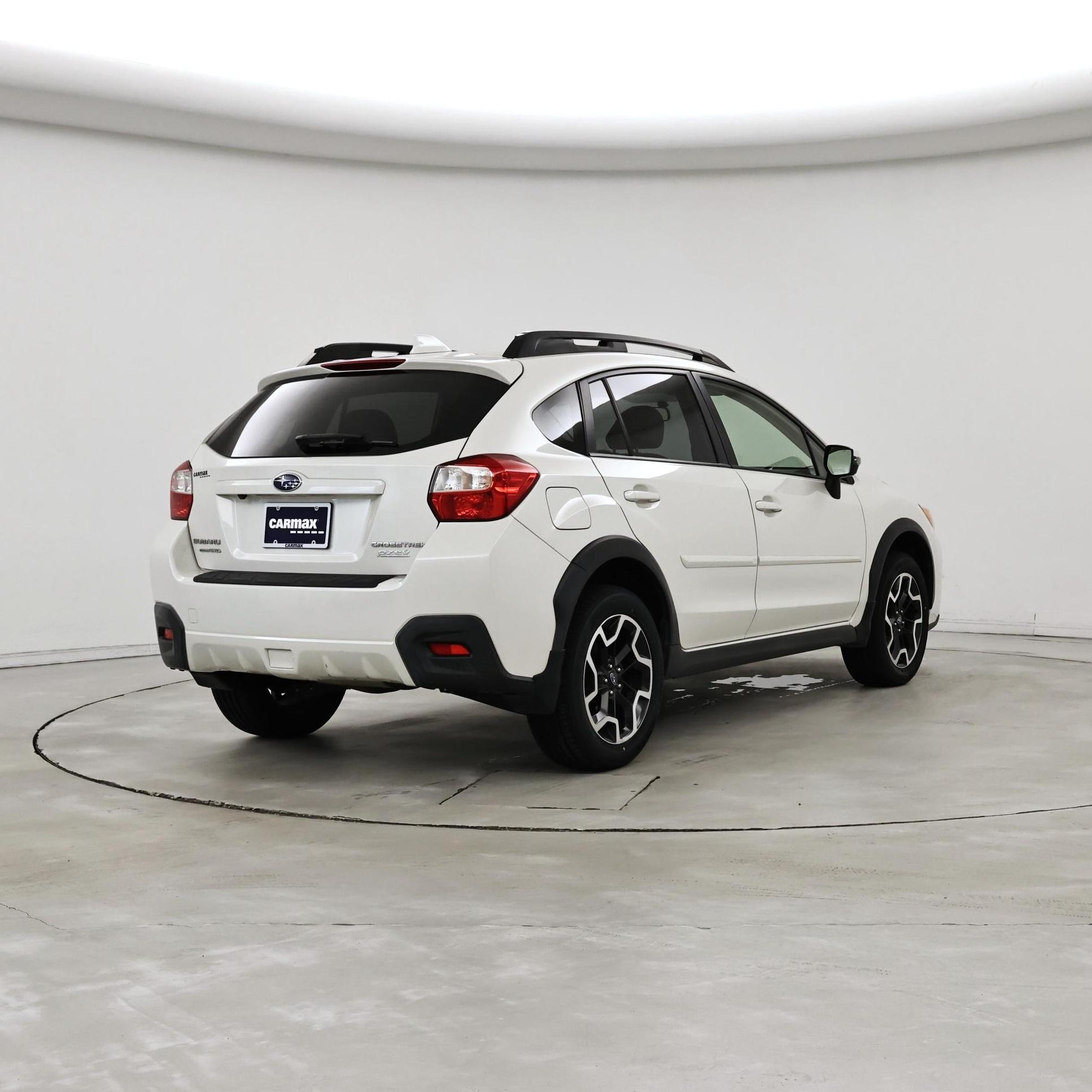 Thumbnail: 2016 Subaru XV Crosstrek - 8