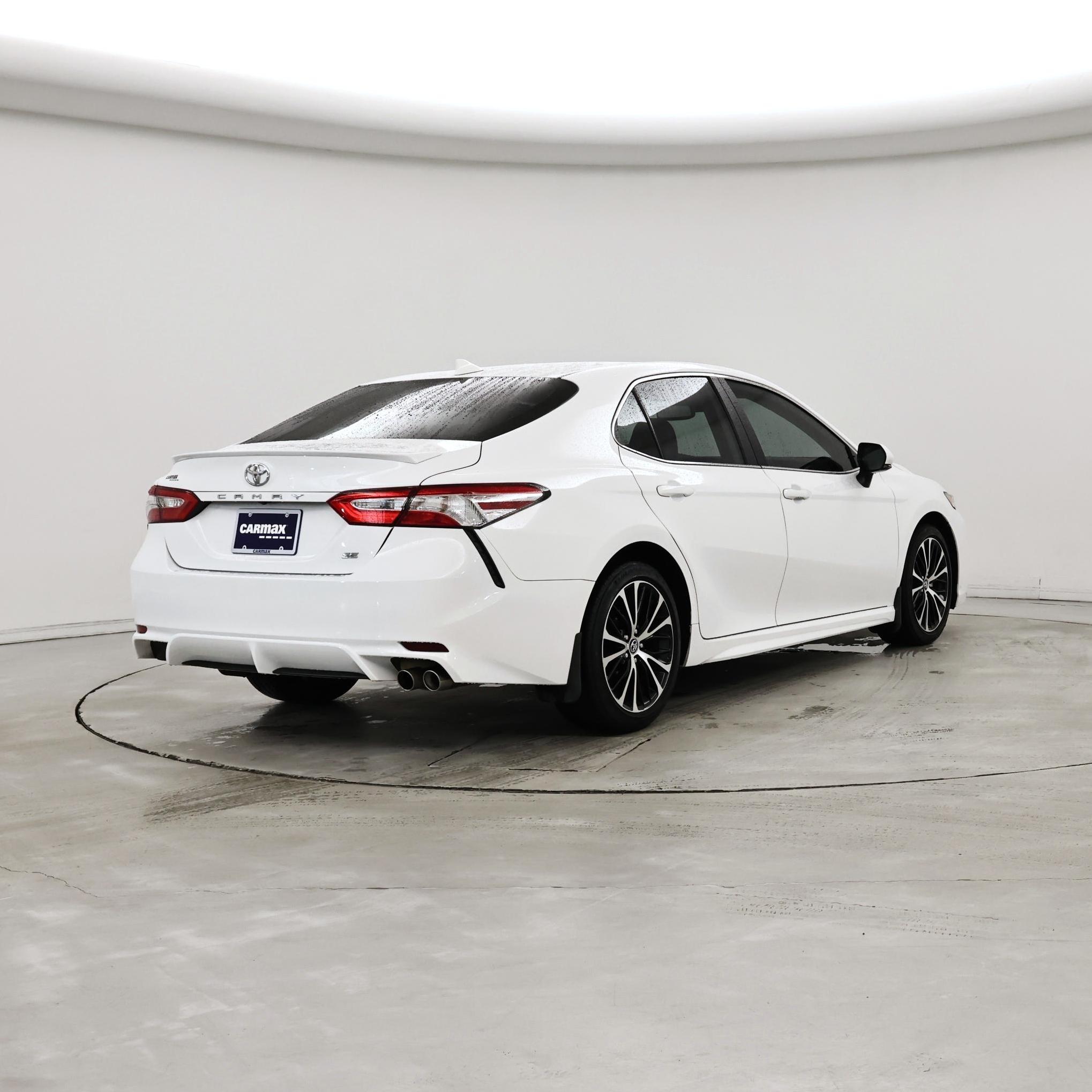 Thumbnail: 2020 Toyota Camry - 8