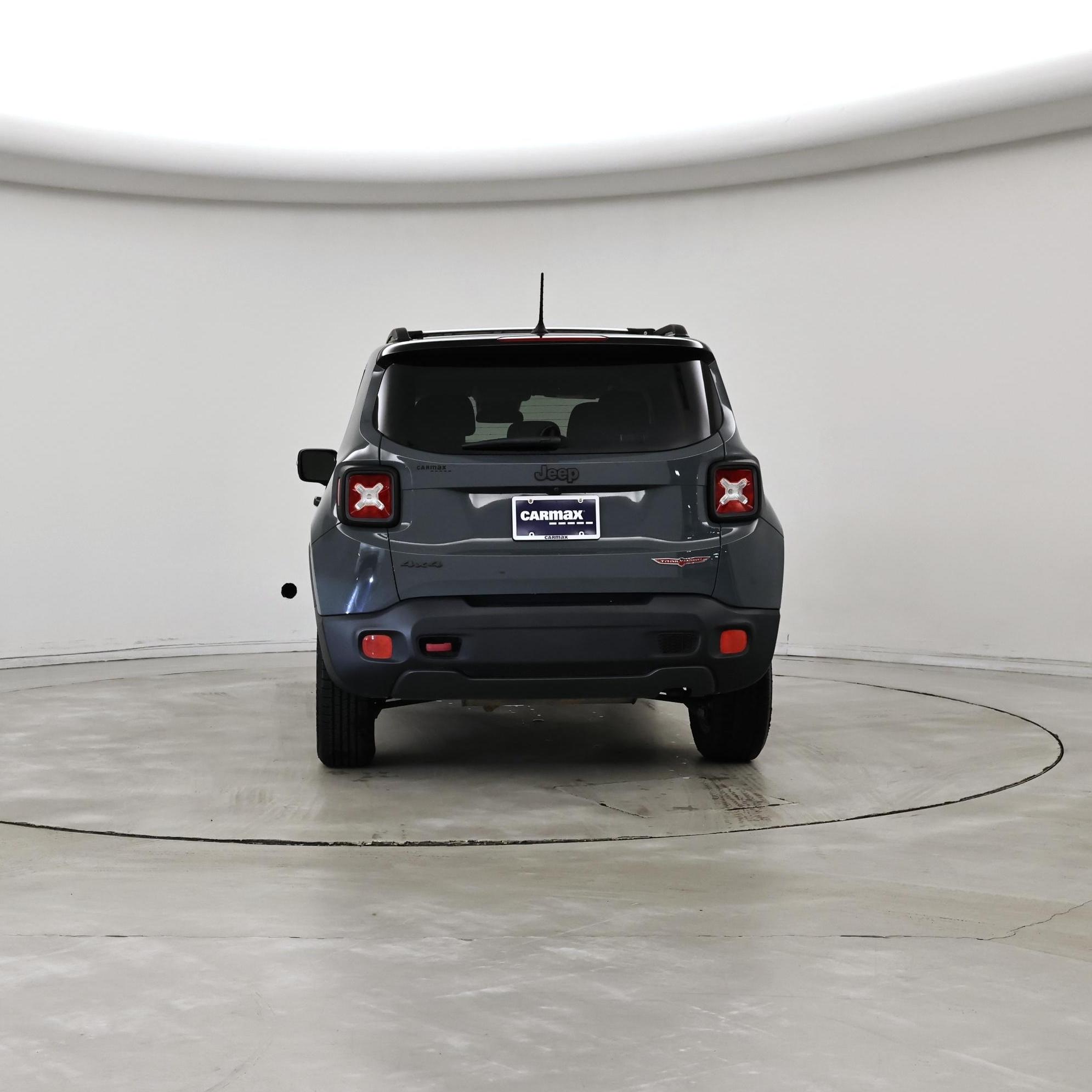 Thumbnail: 2016 Jeep Renegade - 6