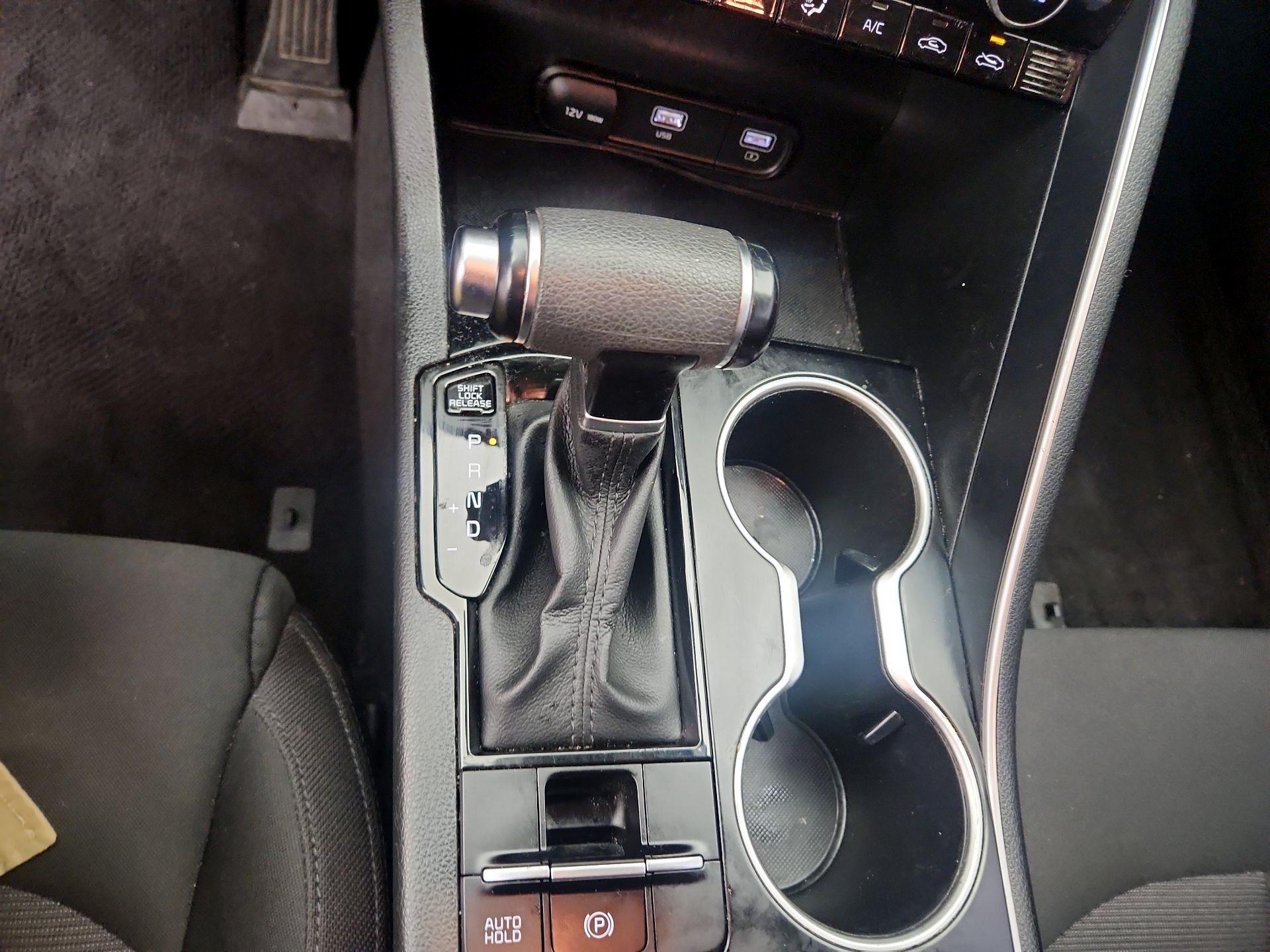 Thumbnail: 2022 Kia K5 - 17
