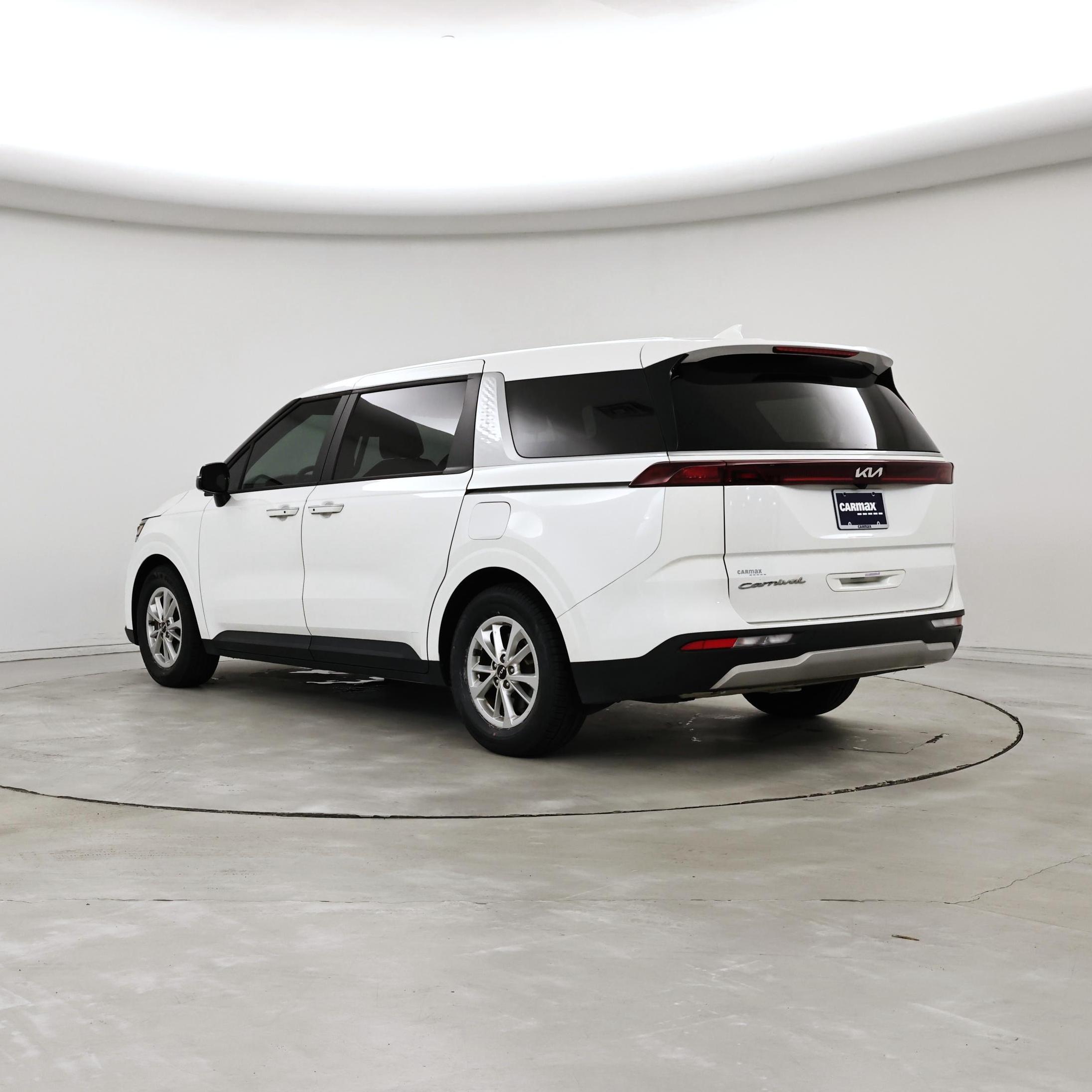 Thumbnail: 2022 Kia Carnival - 2