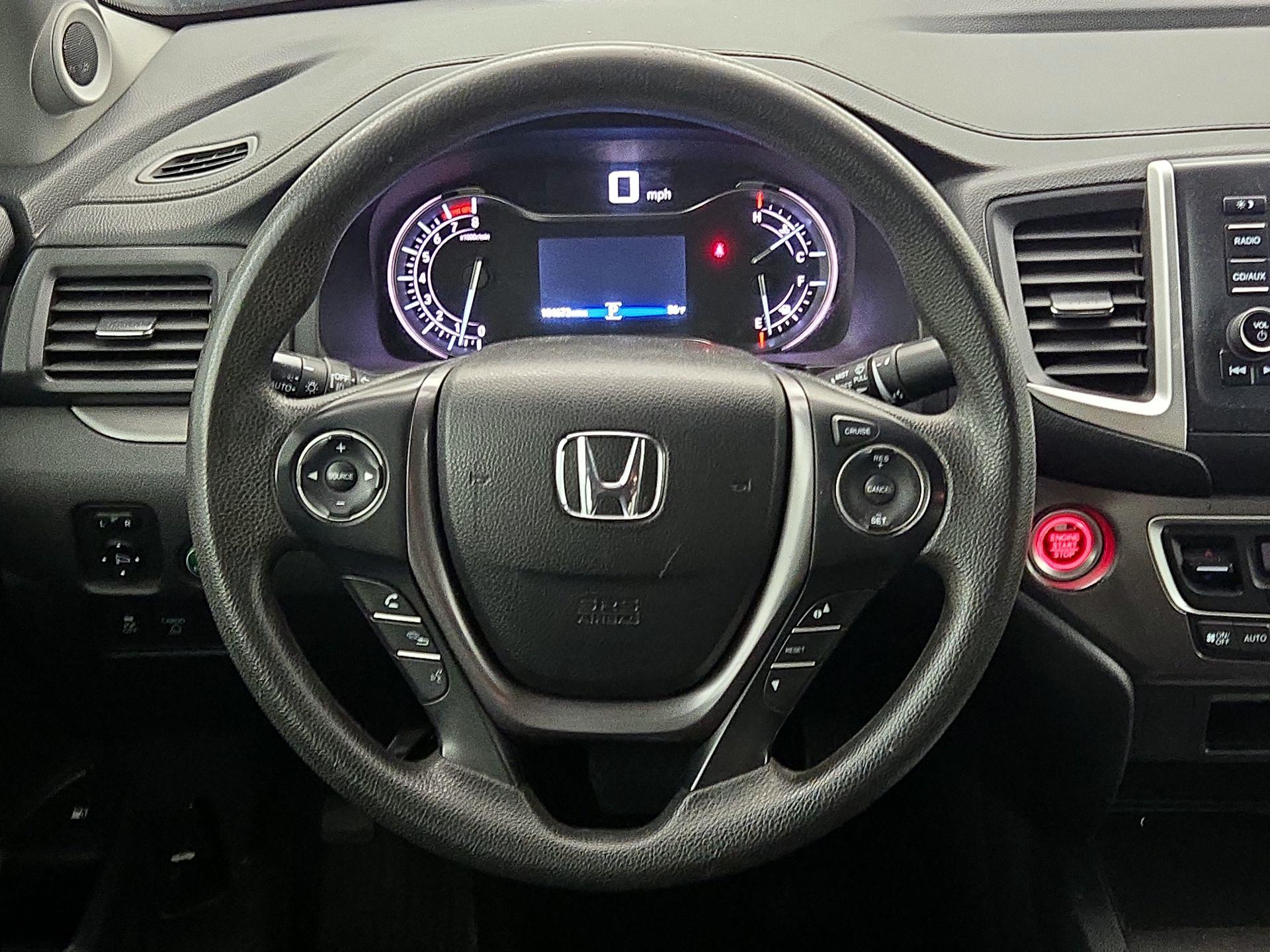 Thumbnail: 2017 Honda Ridgeline - 10