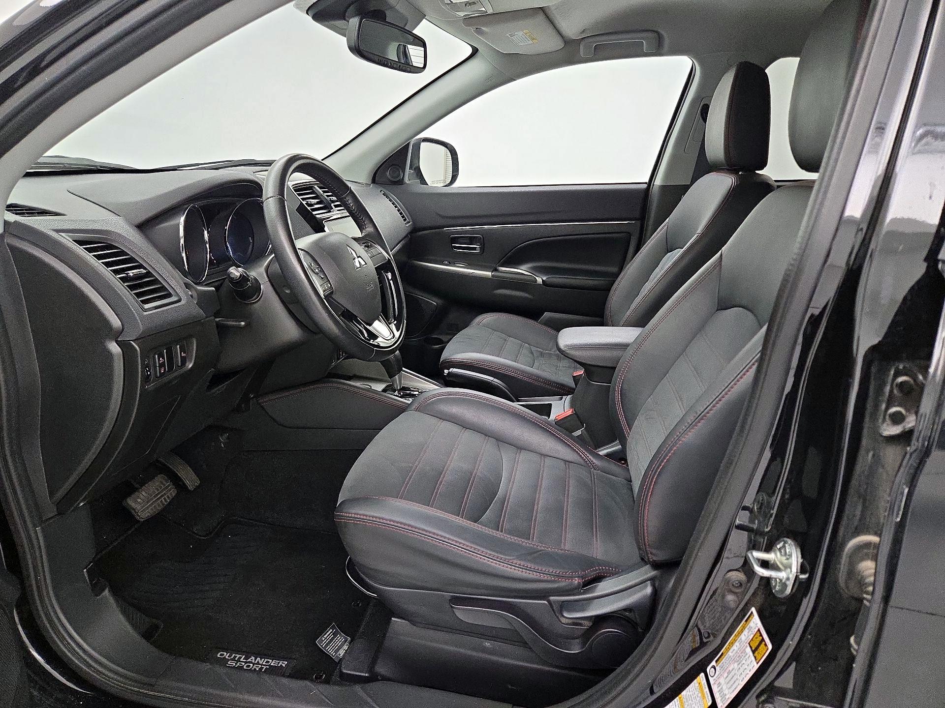 Thumbnail: 2019 Mitsubishi Outlander Sport - 11