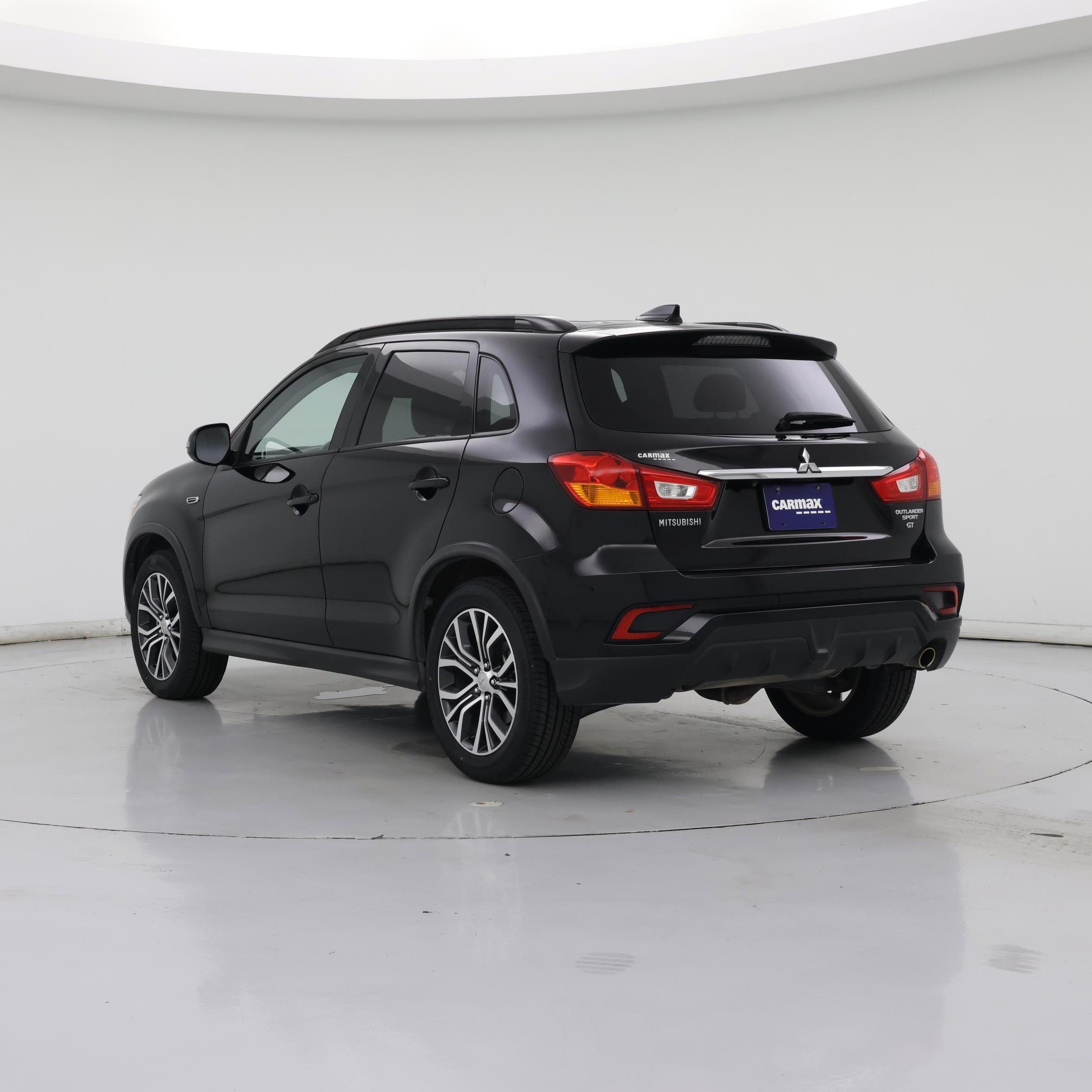 Thumbnail: 2019 Mitsubishi Outlander Sport - 2
