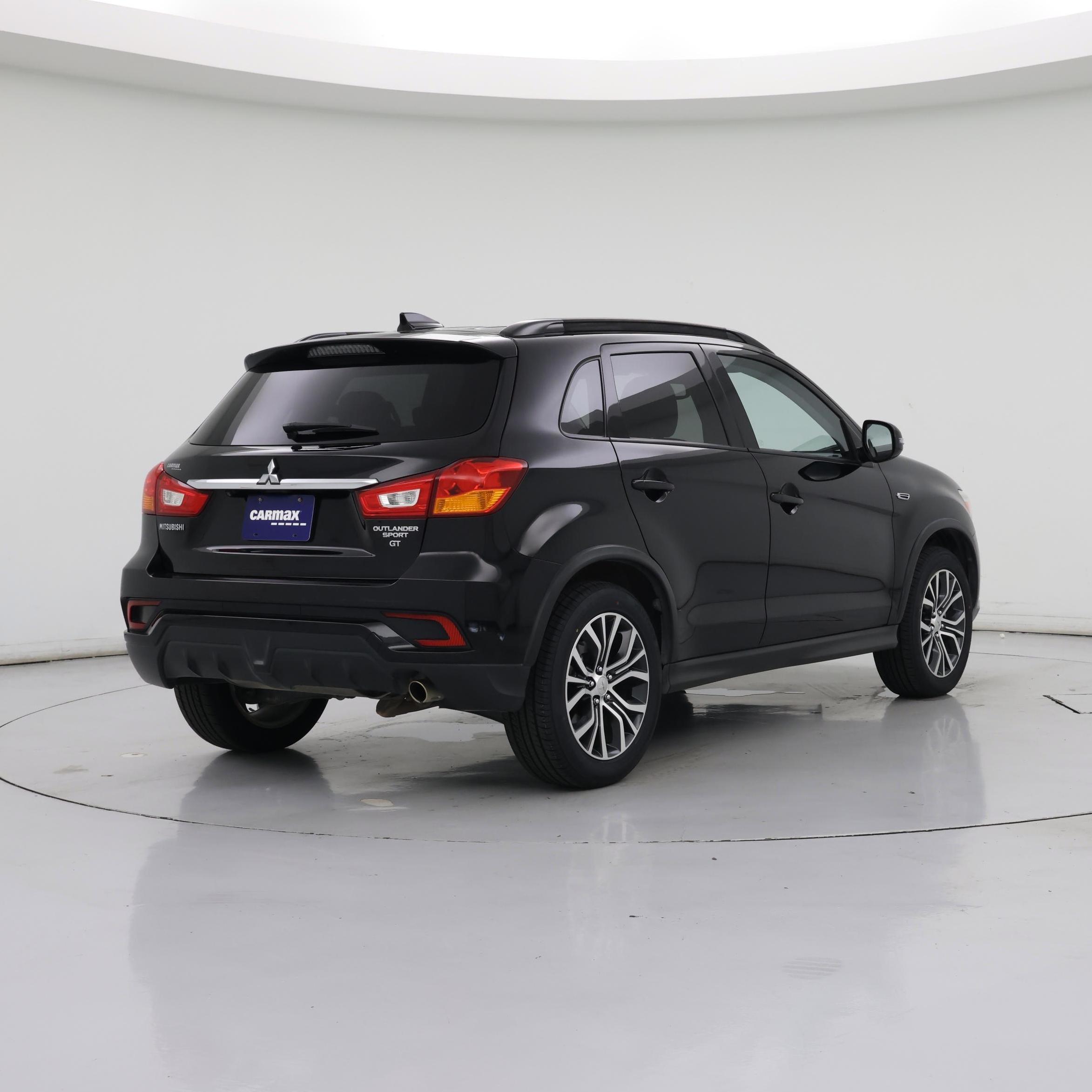 Thumbnail: 2019 Mitsubishi Outlander Sport - 8