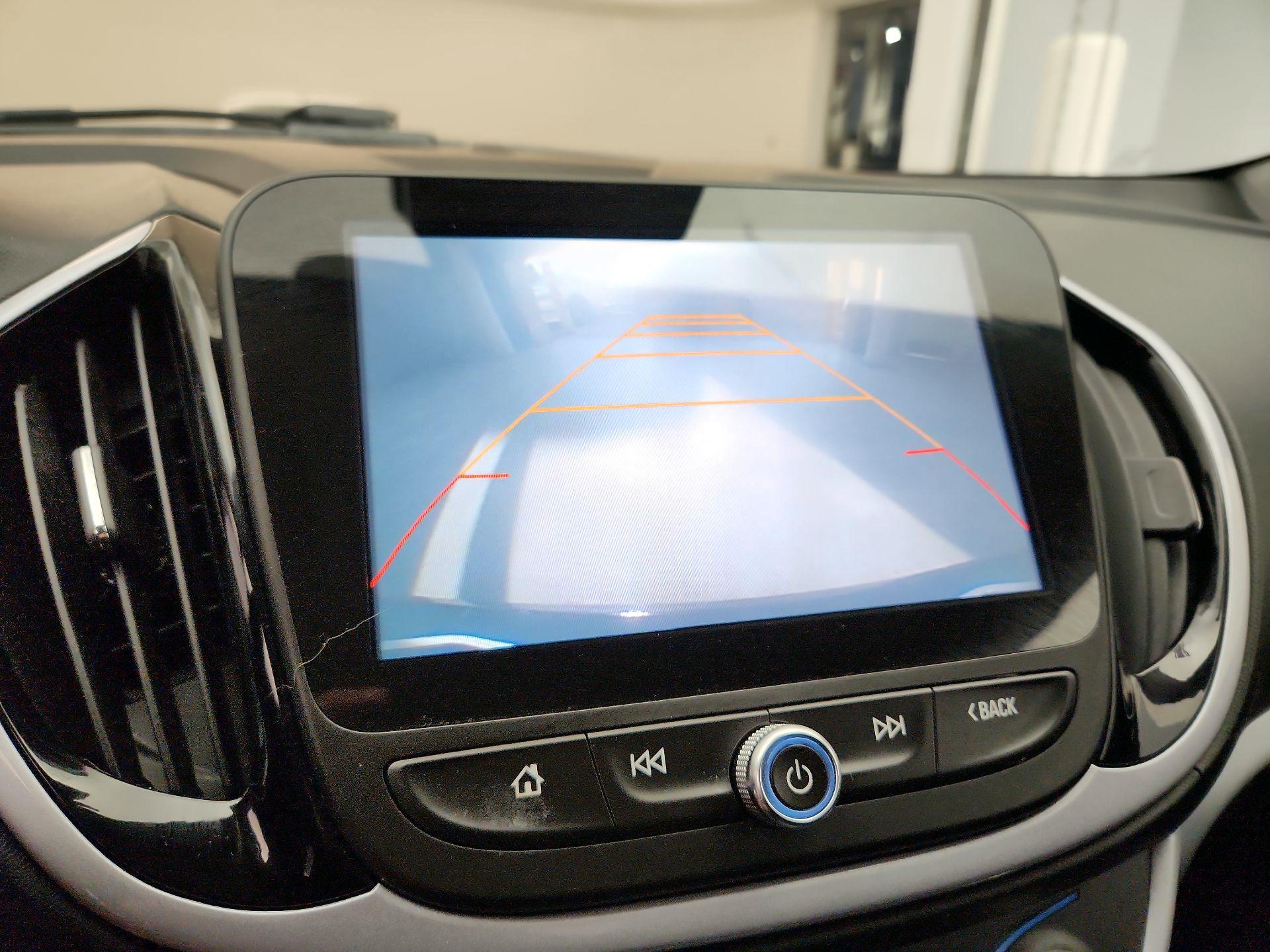 Thumbnail: 2017 Chevrolet Volt - 14