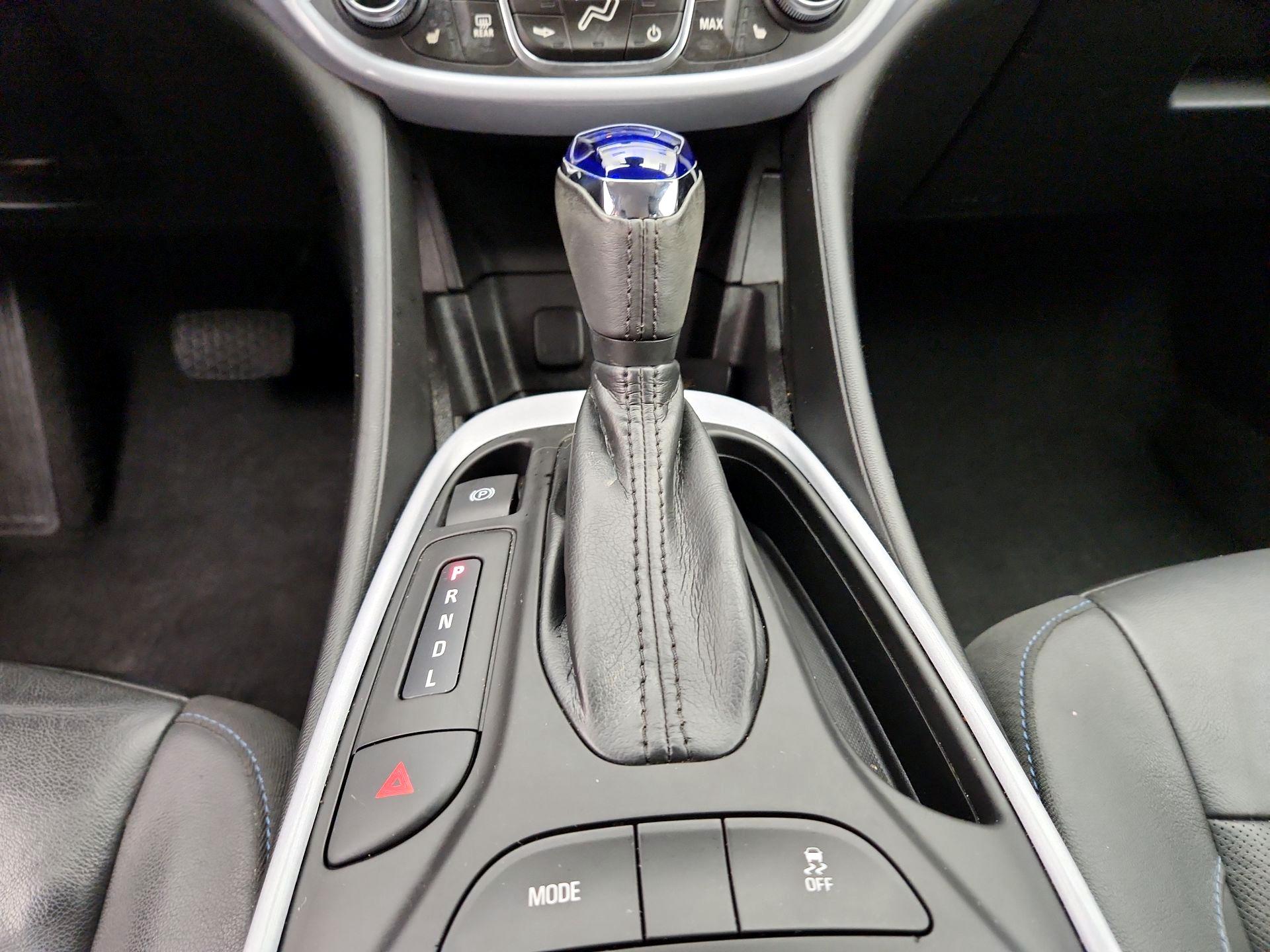 Thumbnail: 2017 Chevrolet Volt - 17