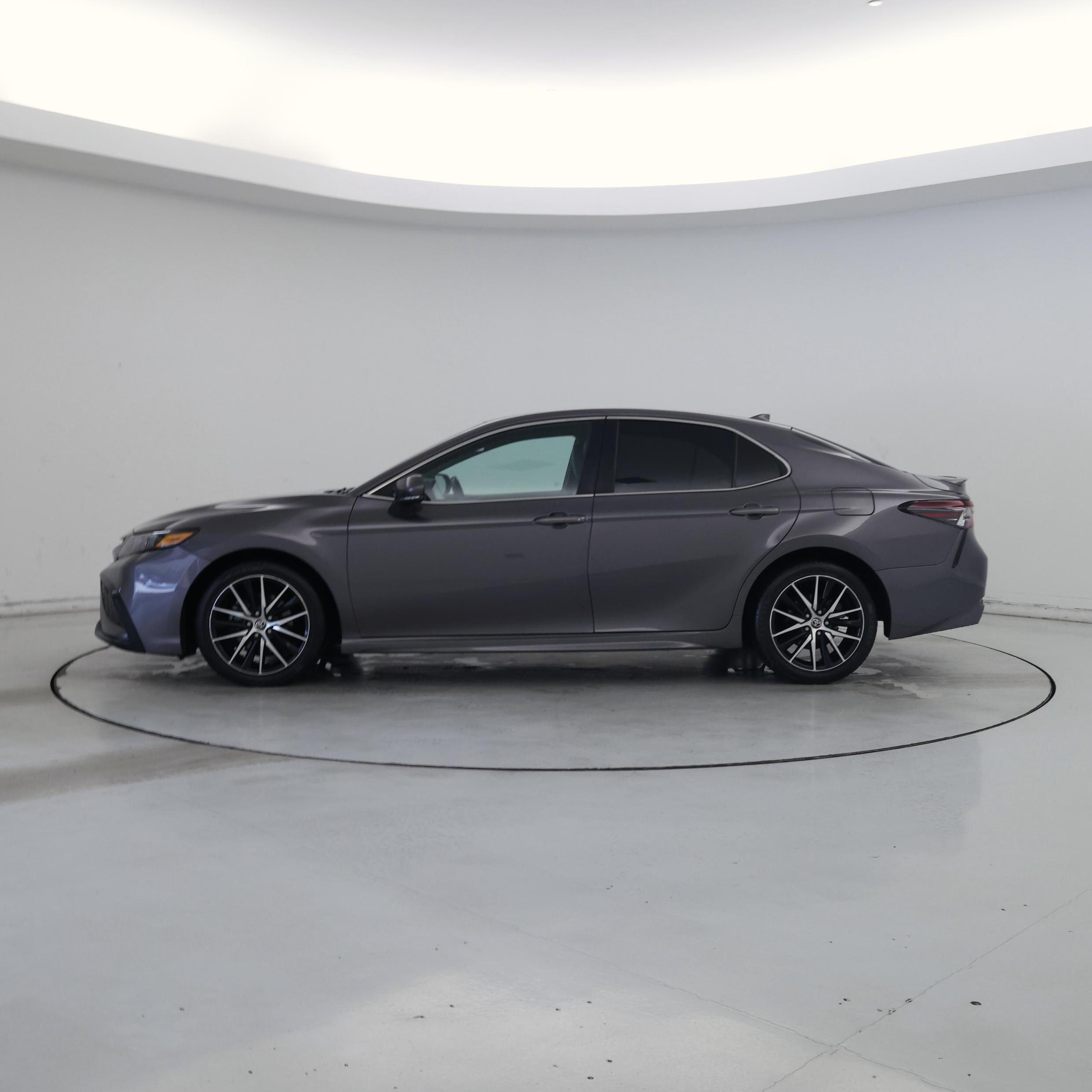 Thumbnail: 2023 Toyota Camry - 3