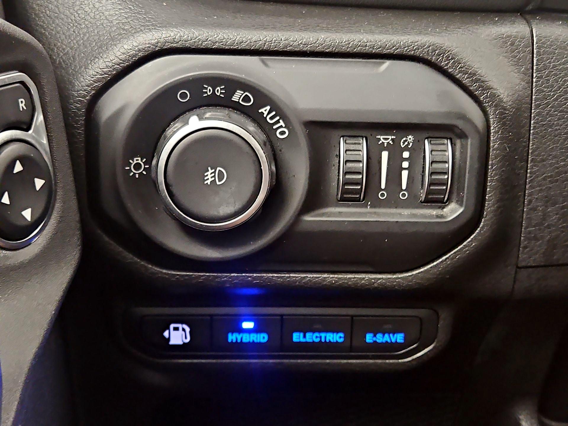 Thumbnail: 2022 Jeep Wrangler - 13