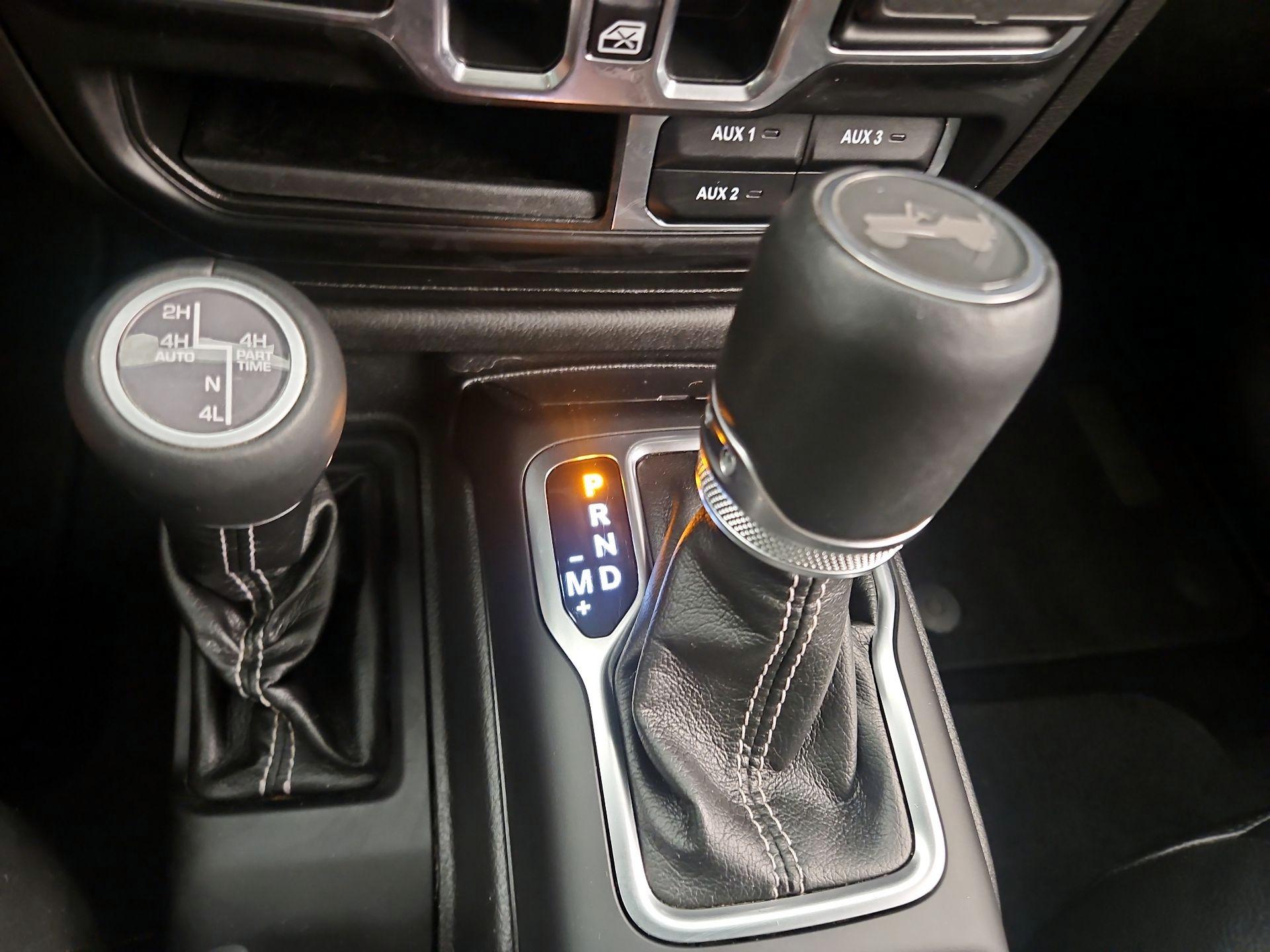 Thumbnail: 2022 Jeep Wrangler - 18