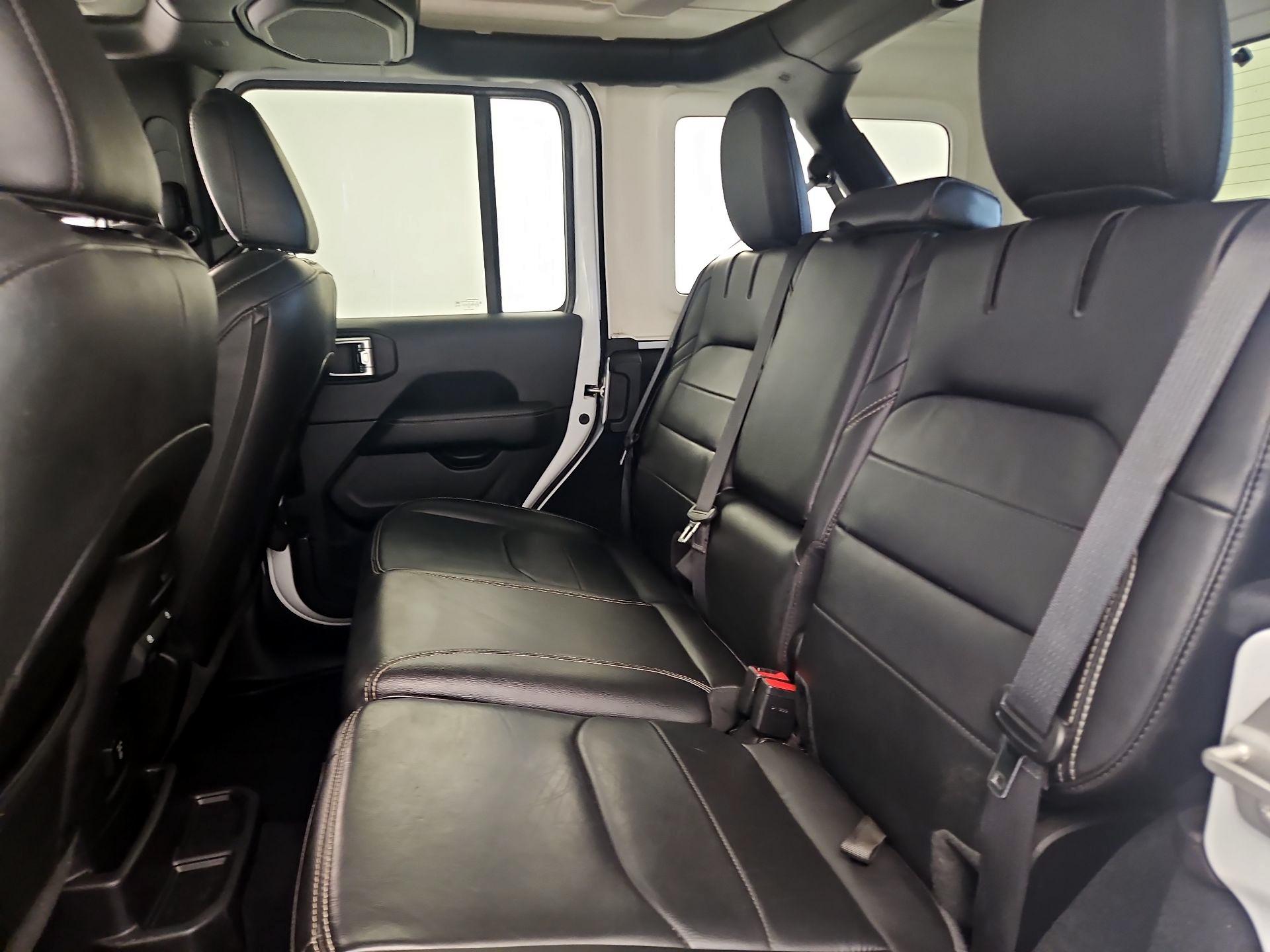 Thumbnail: 2022 Jeep Wrangler - 20