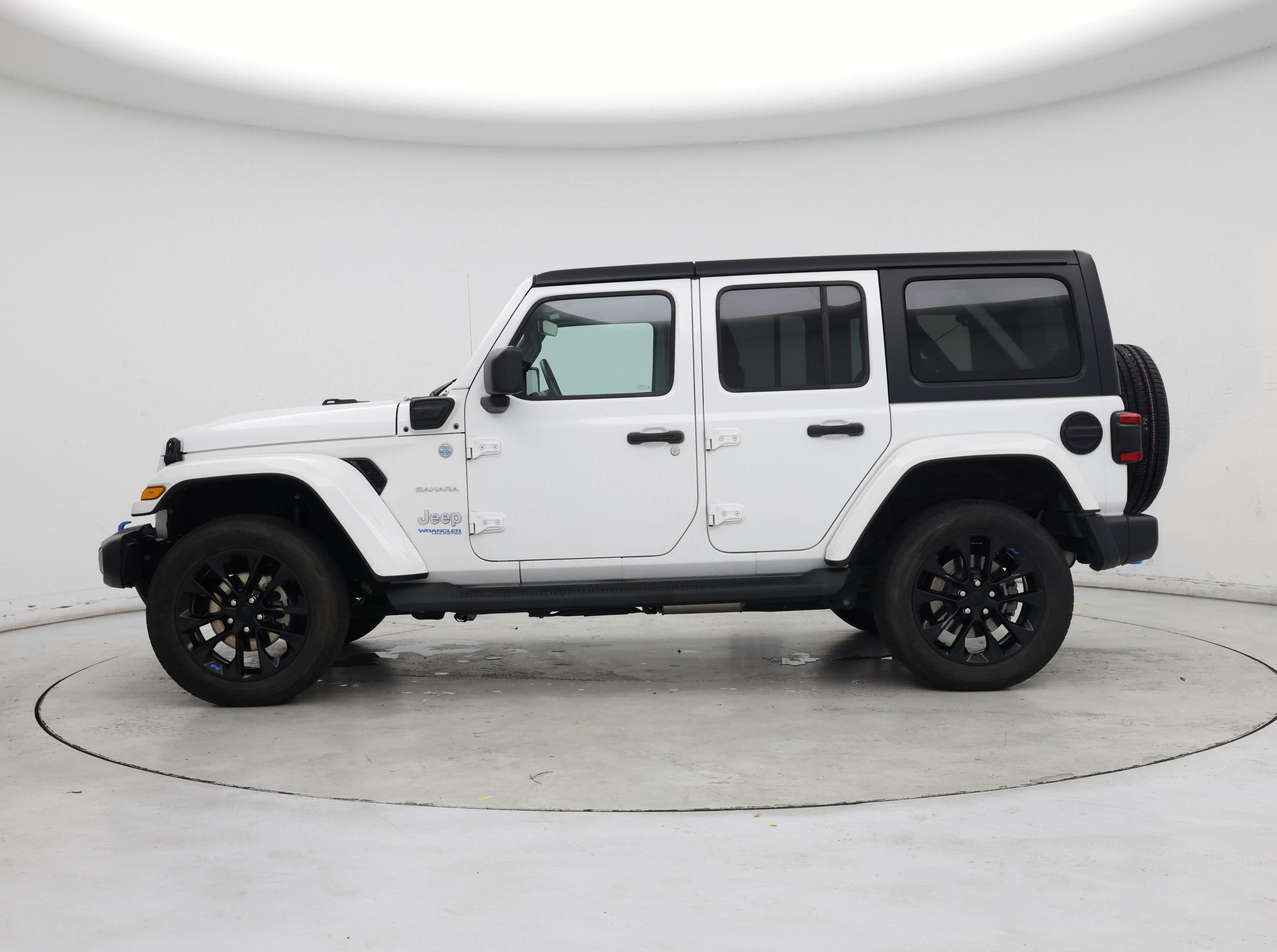 Thumbnail: 2022 Jeep Wrangler - 3