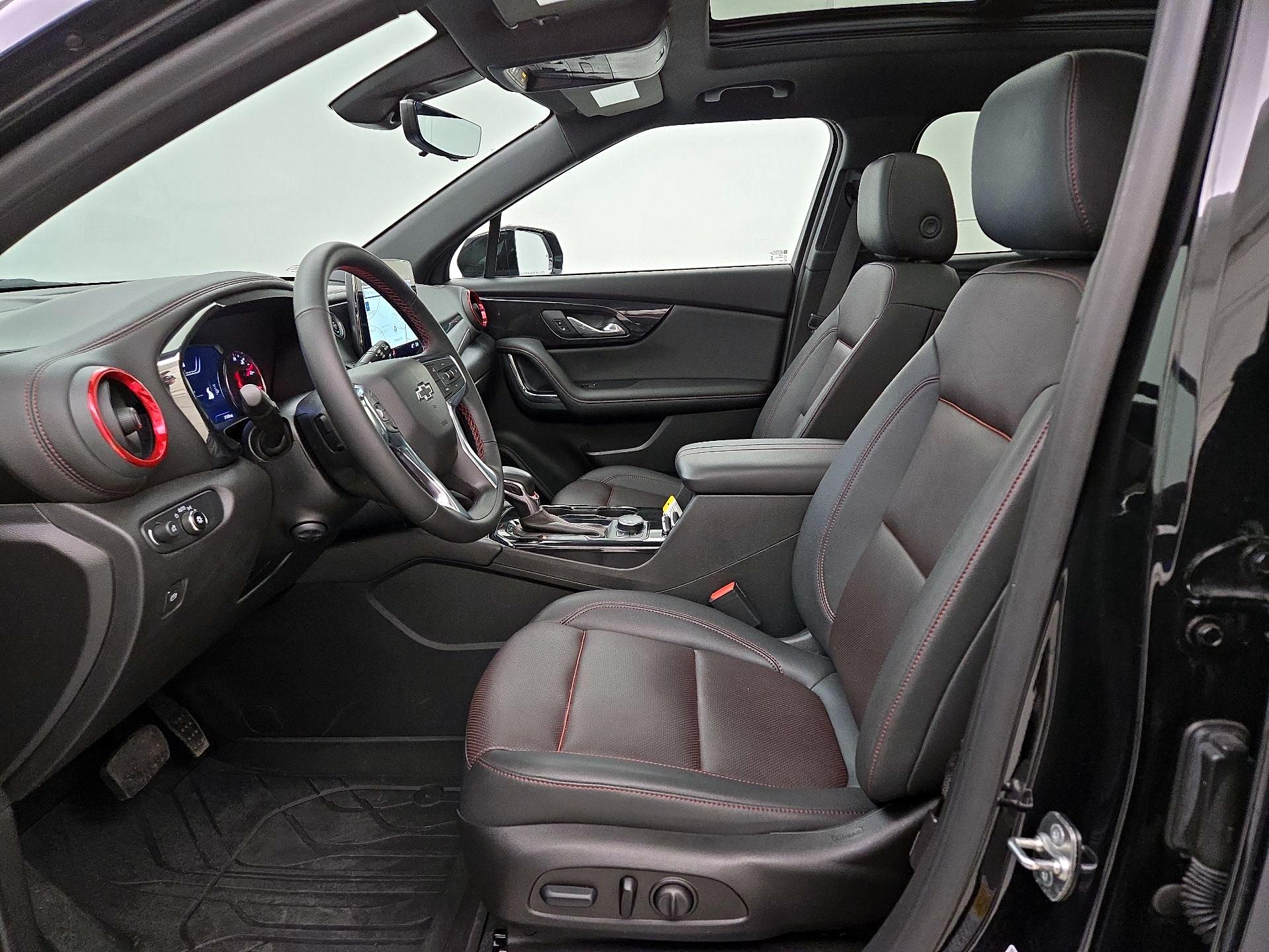 Thumbnail: 2023 Chevrolet Blazer - 11