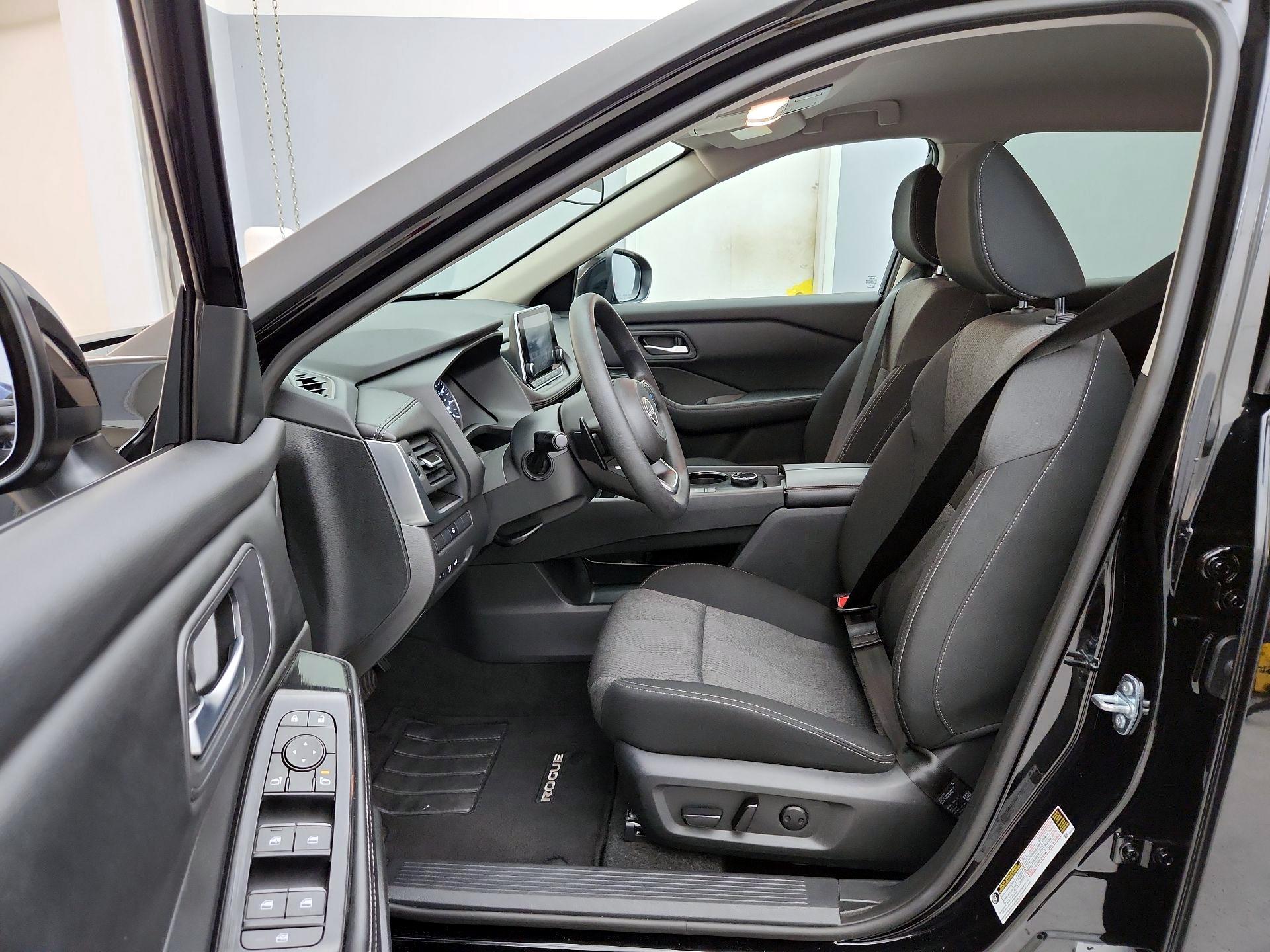 Thumbnail: 2024 Nissan Rogue - 11