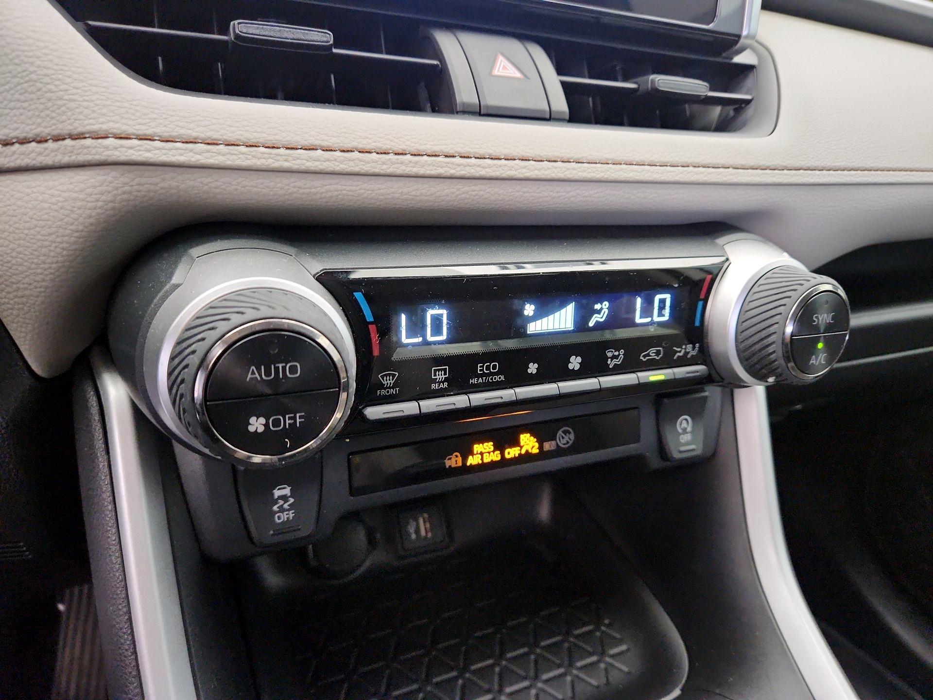 Thumbnail: 2023 Toyota RAV4 - 16