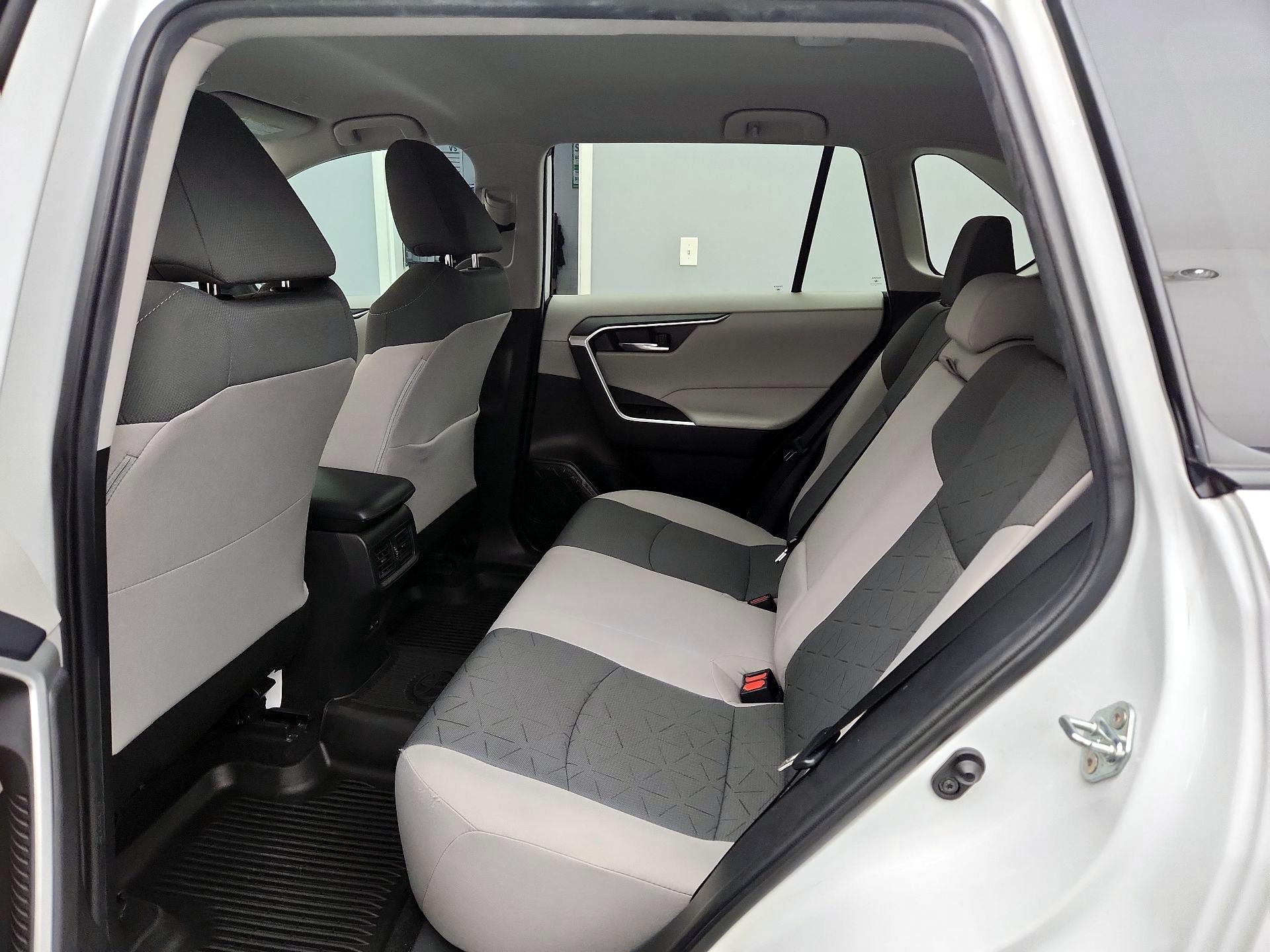 Thumbnail: 2023 Toyota RAV4 - 19