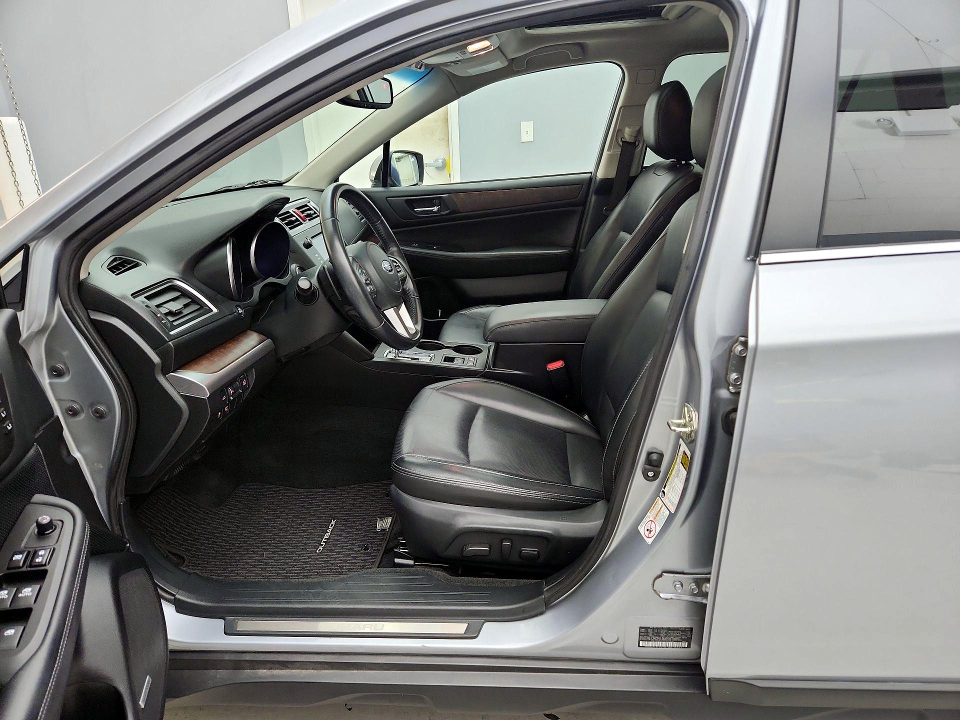 Thumbnail: 2015 Subaru Outback - 11