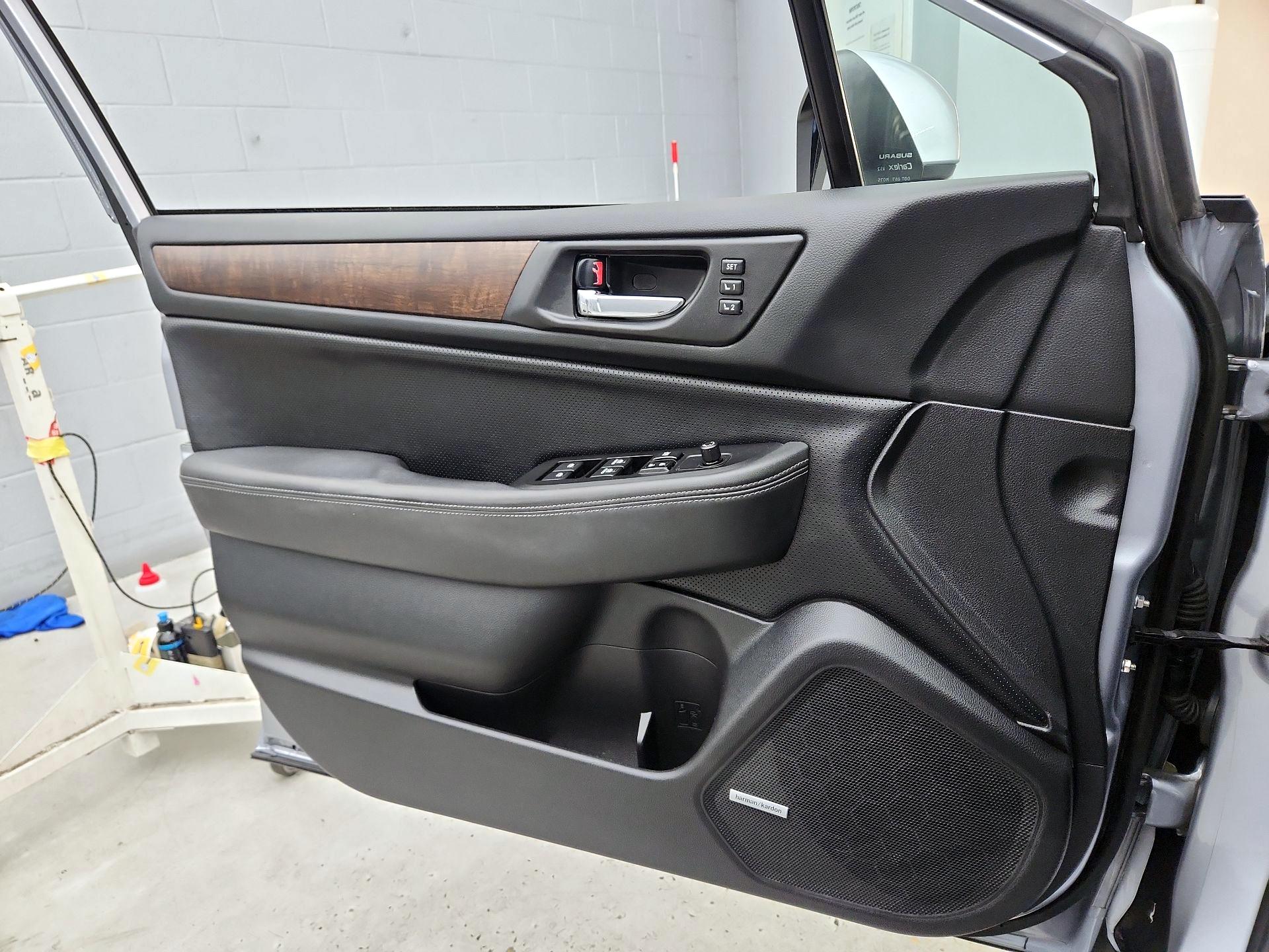 Thumbnail: 2015 Subaru Outback - 12