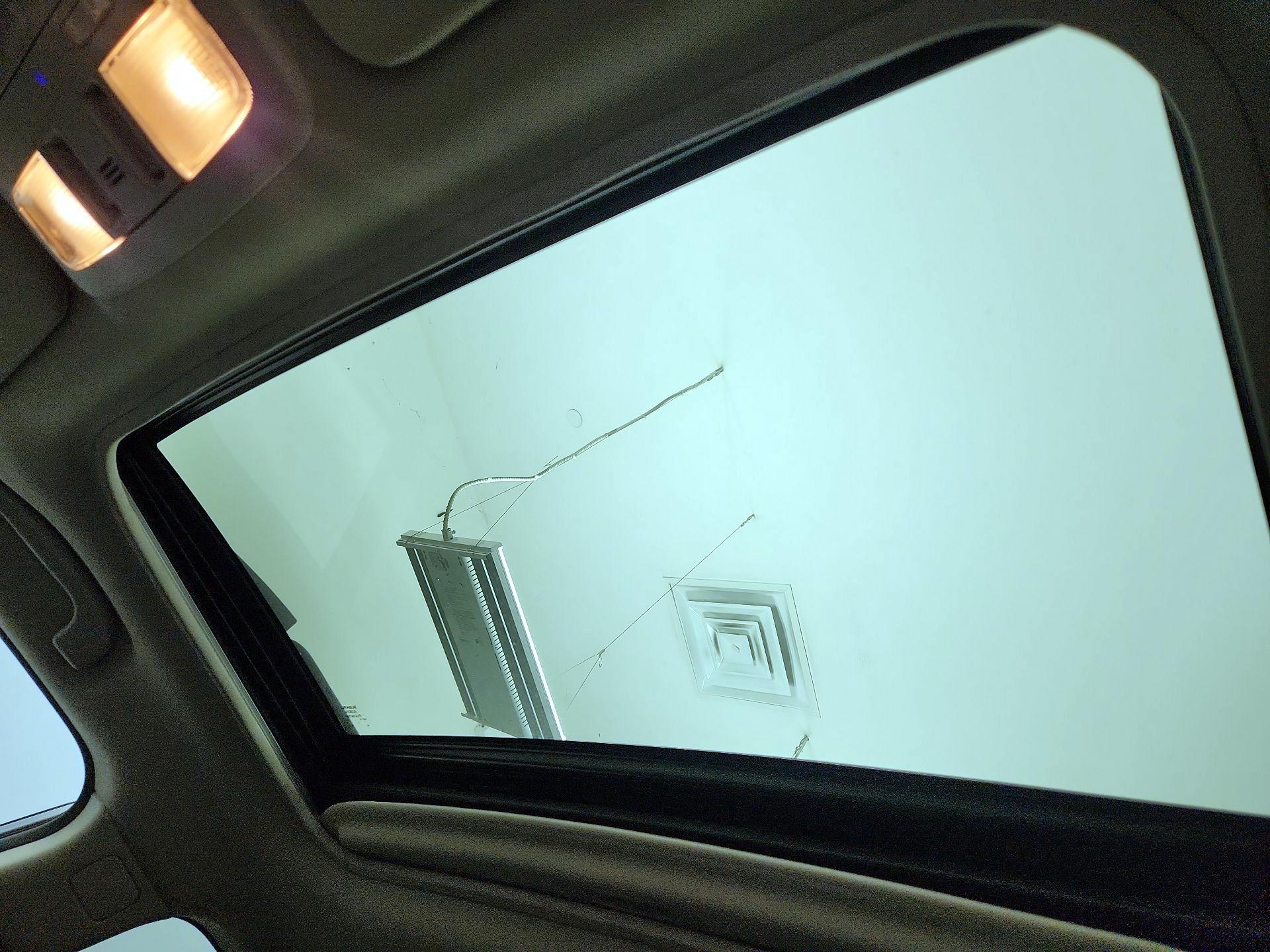 Thumbnail: 2015 Subaru Outback - 19