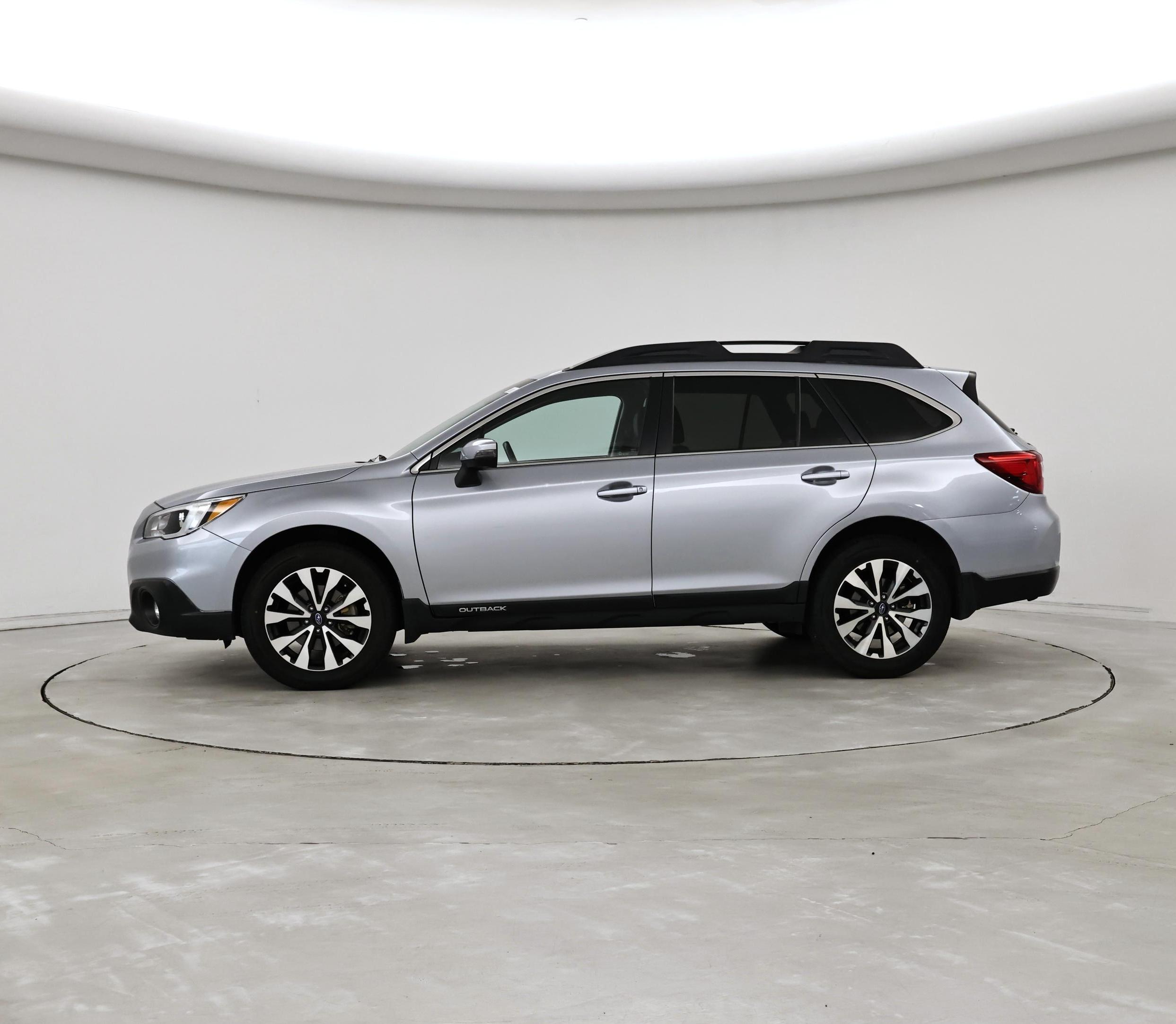 Thumbnail: 2015 Subaru Outback - 3