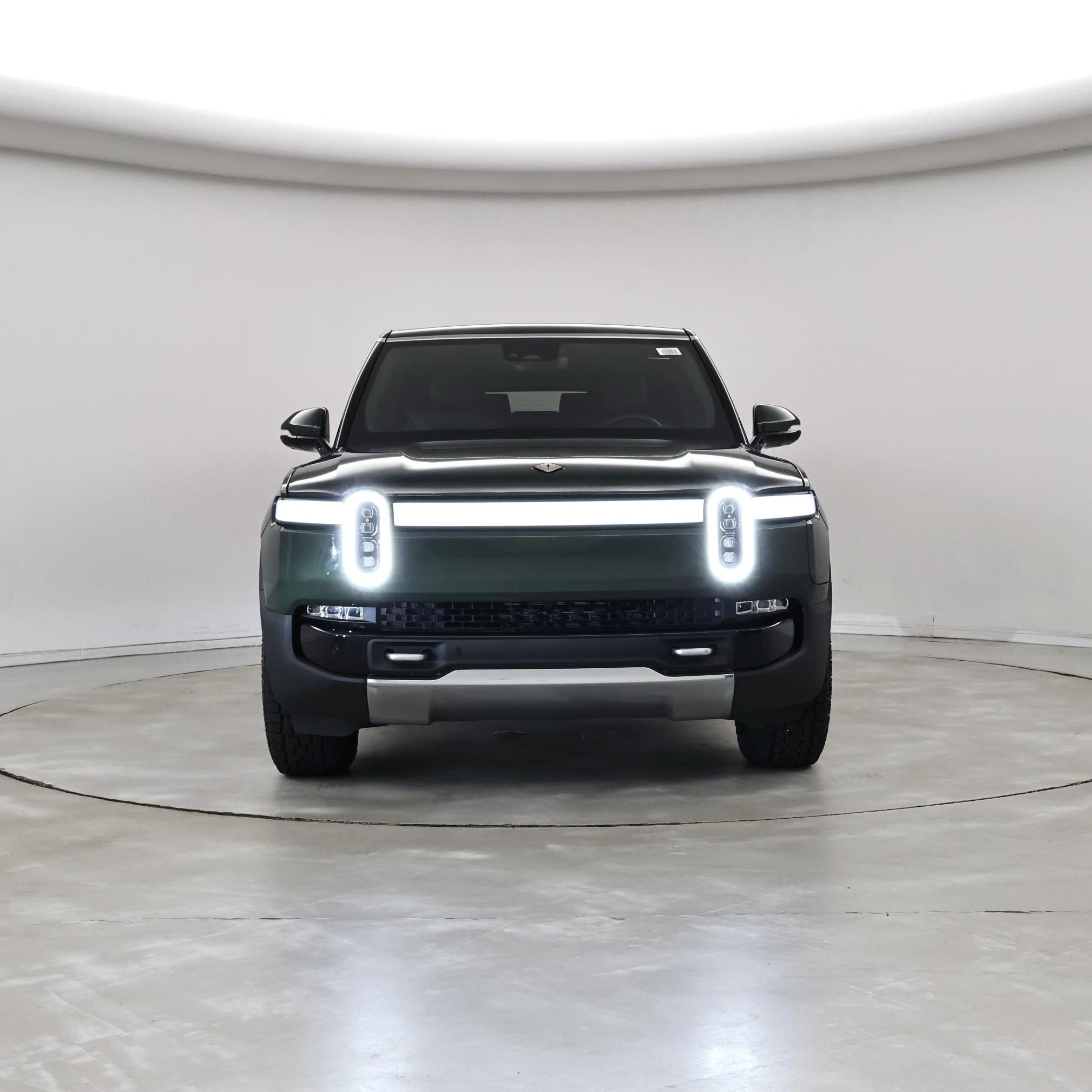 Thumbnail: 2024 Rivian R1S - 5