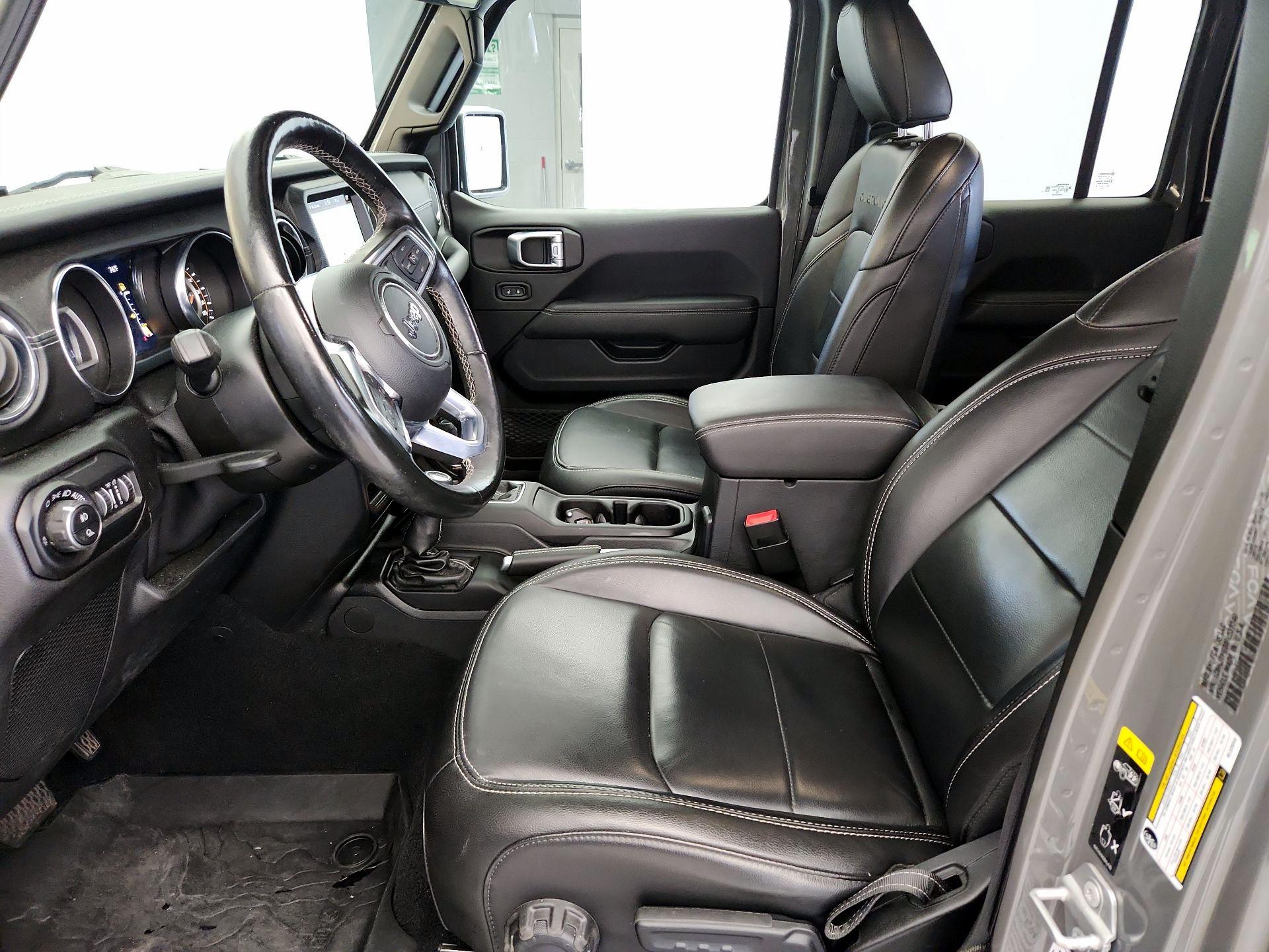Thumbnail: 2021 Jeep Gladiator - 11