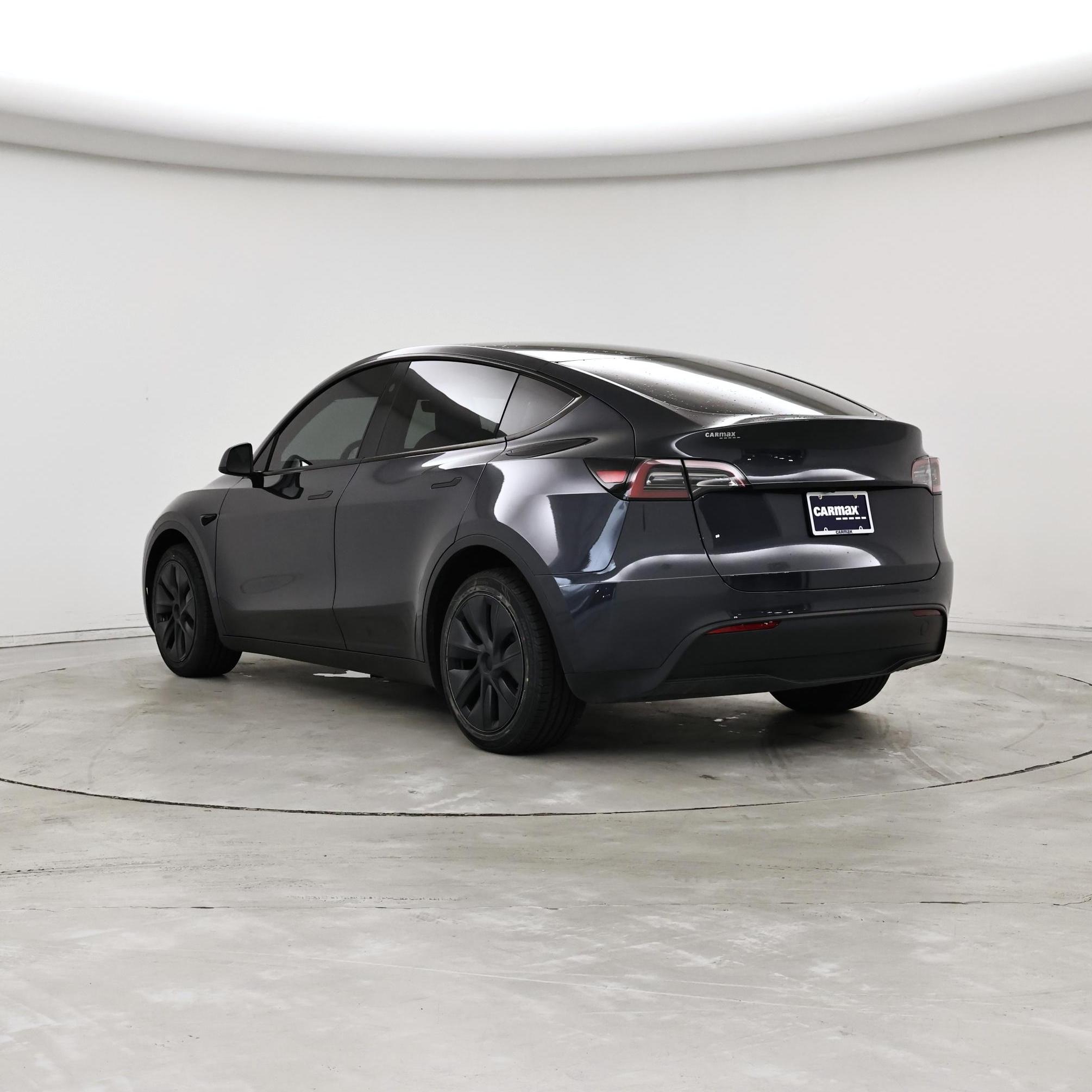 Thumbnail: 2025 Tesla Model Y - 2