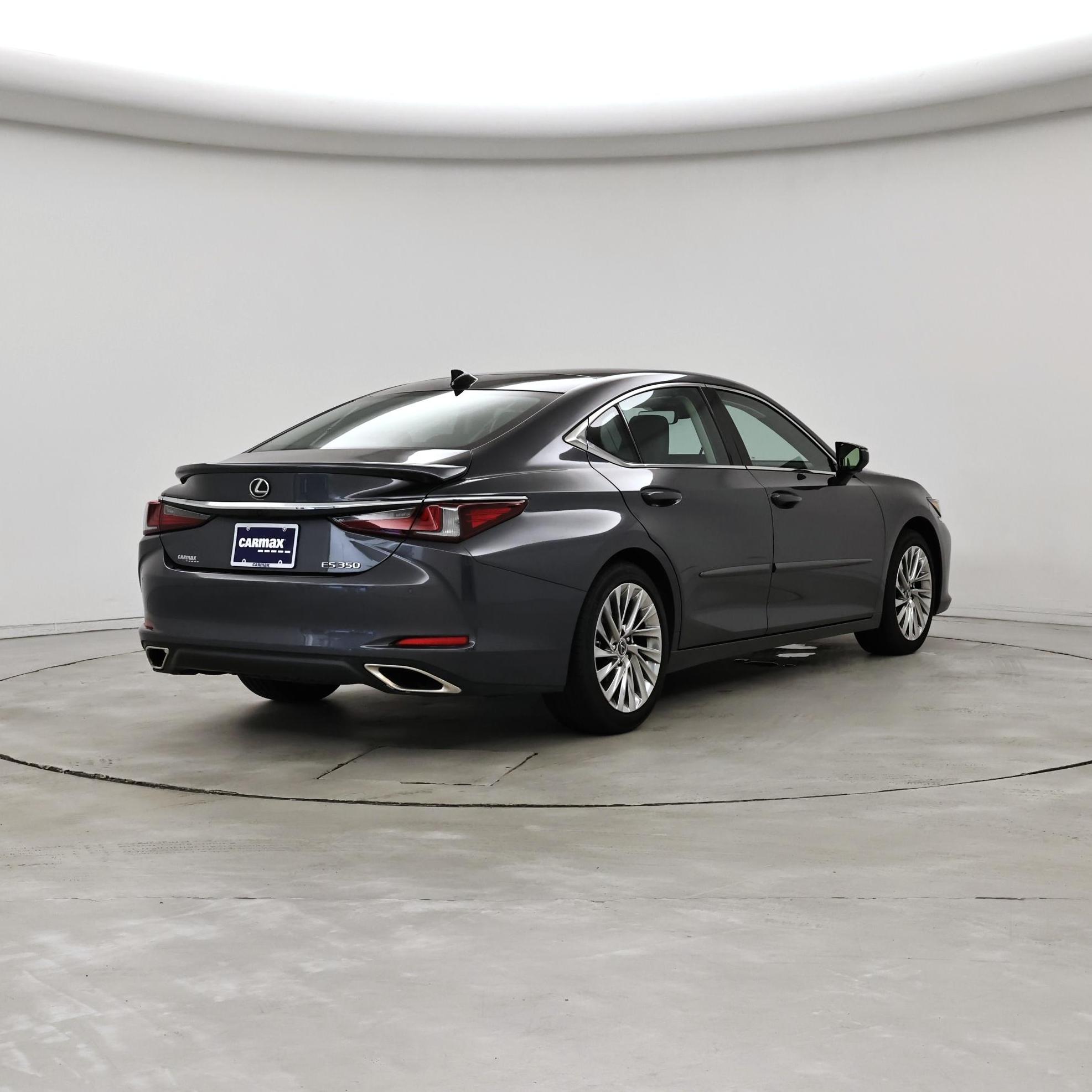 Thumbnail: 2023 Lexus ES - 8