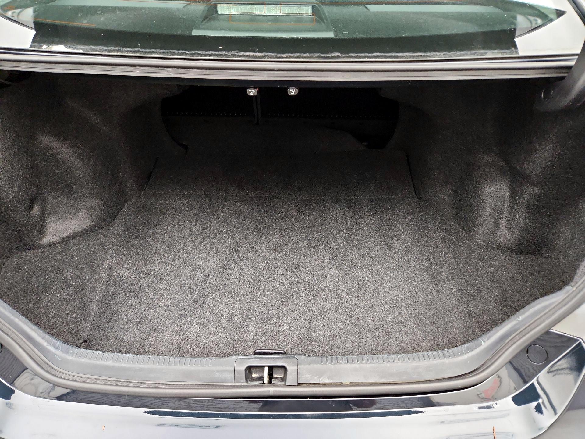 Thumbnail: 2016 Toyota Camry - 19