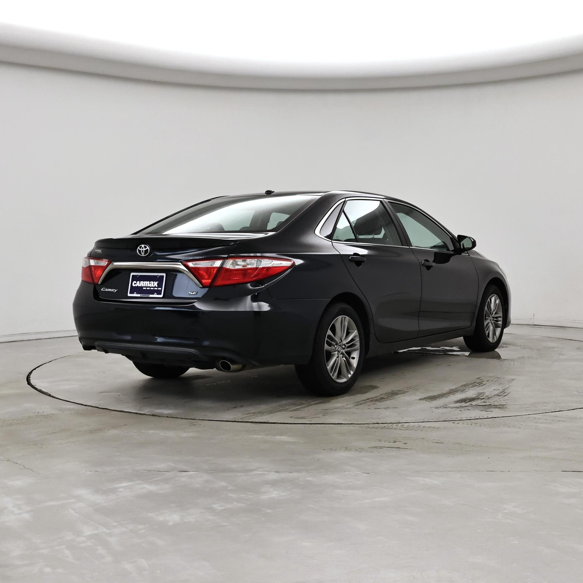 Thumbnail: 2016 Toyota Camry - 8