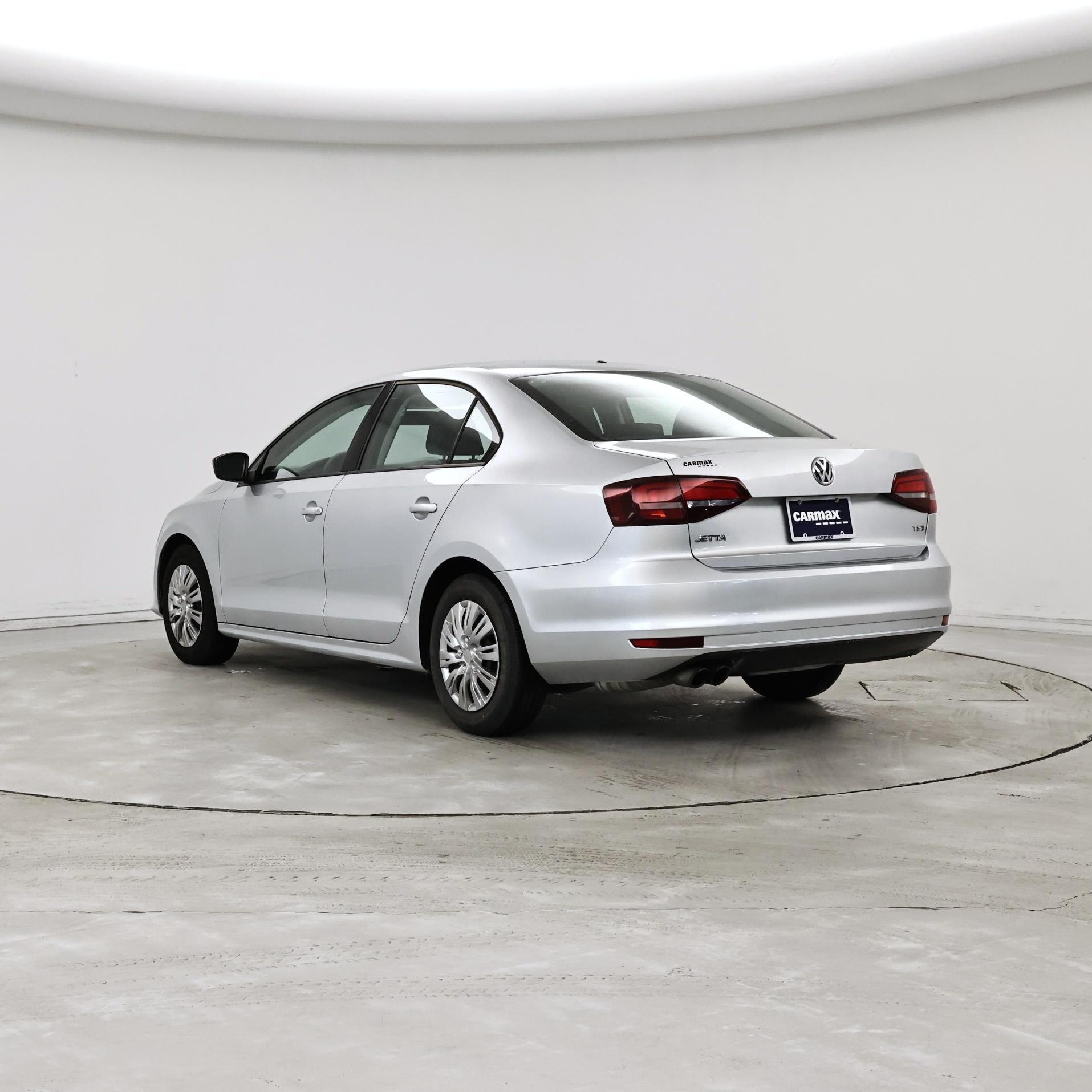 Thumbnail: 2016 Volkswagen Jetta - 2