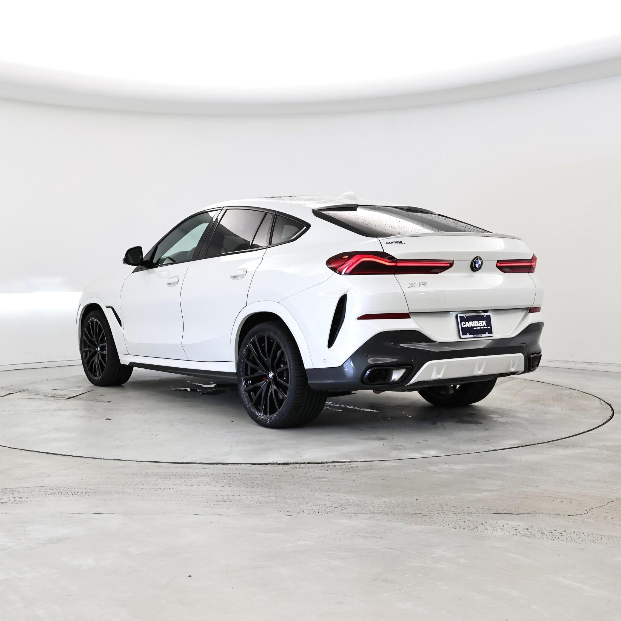 Thumbnail: 2023 BMW X6 - 2