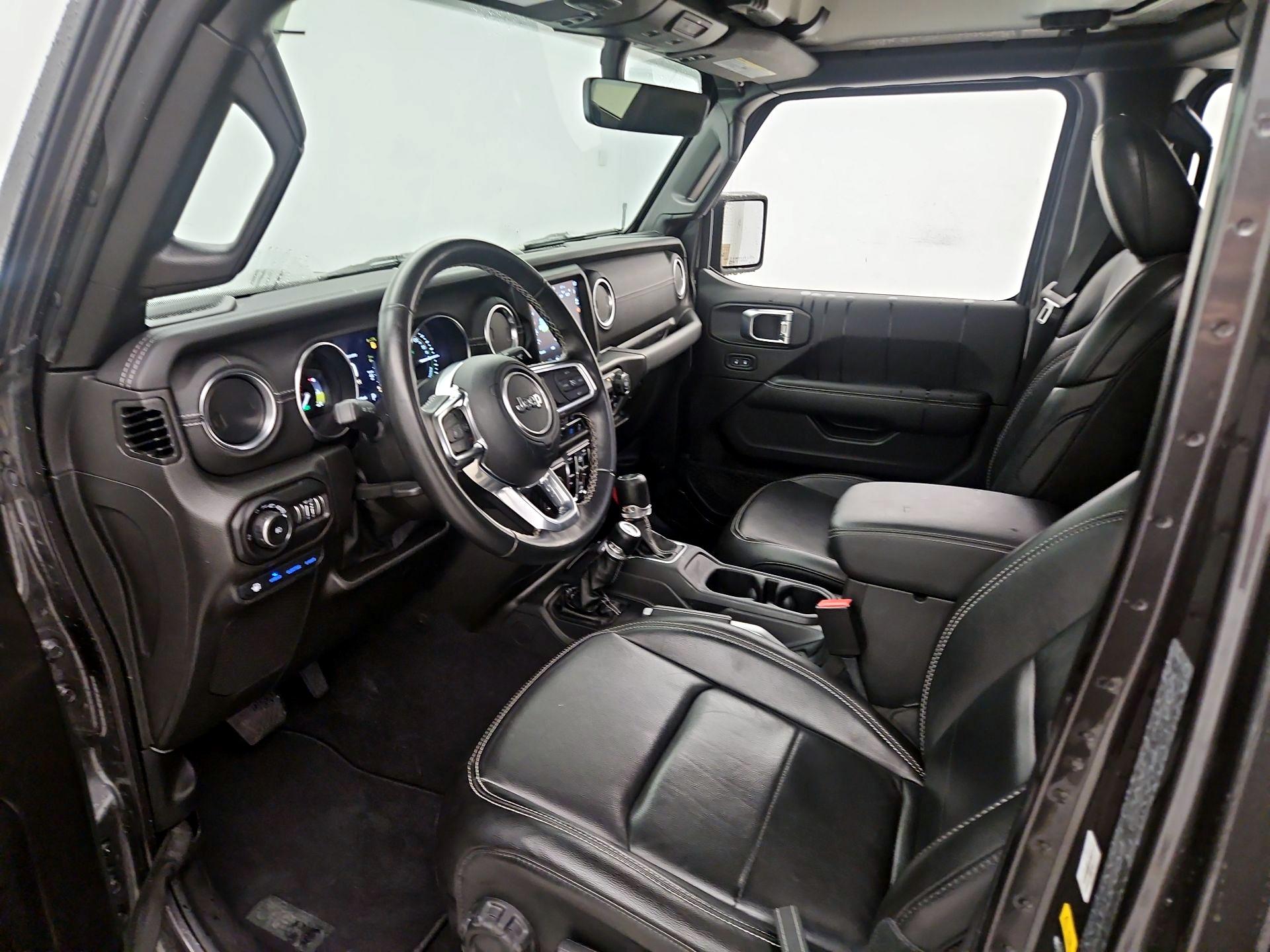 Thumbnail: 2022 Jeep Wrangler - 11