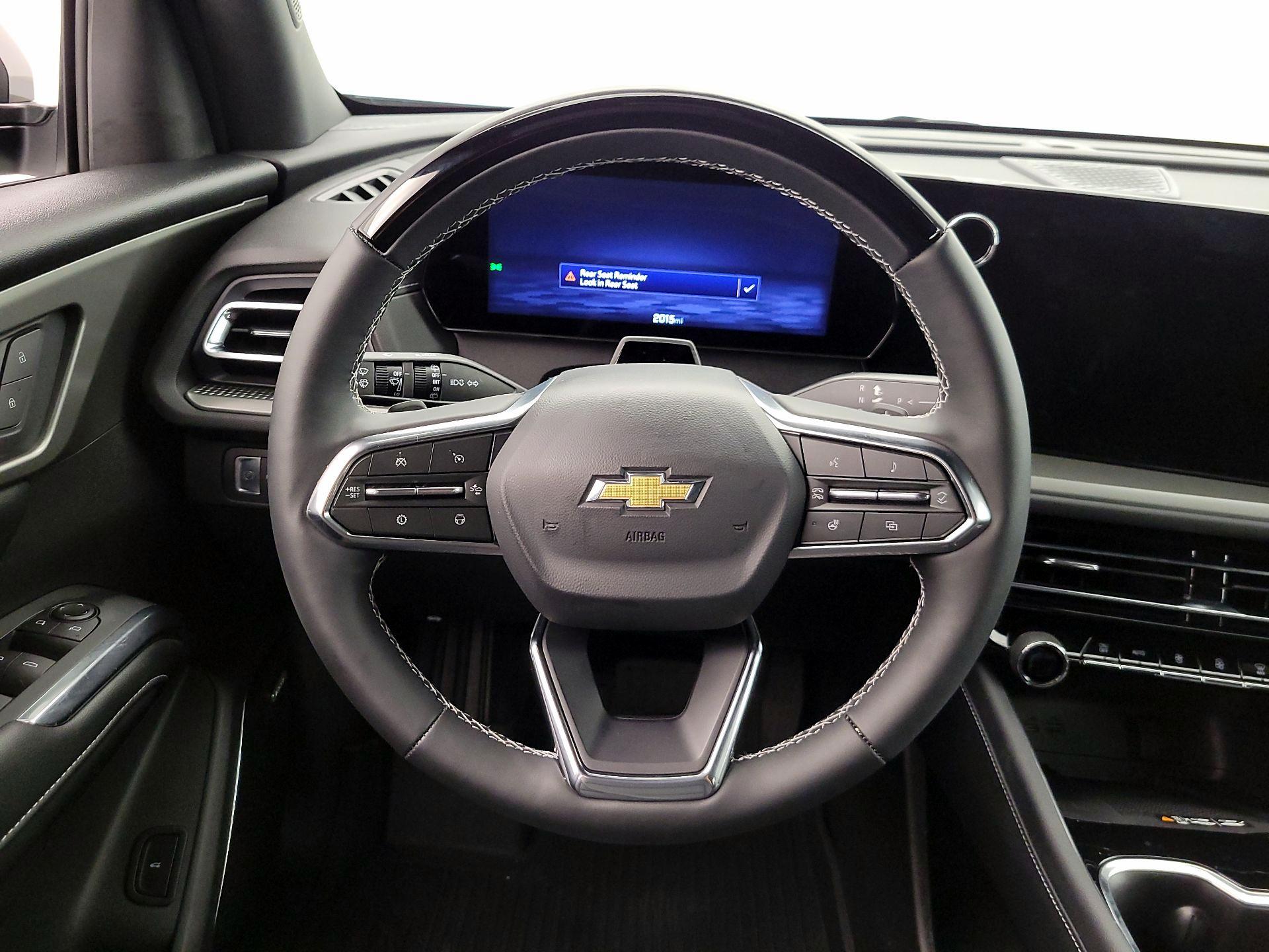 Thumbnail: 2025 Chevrolet Traverse - 10