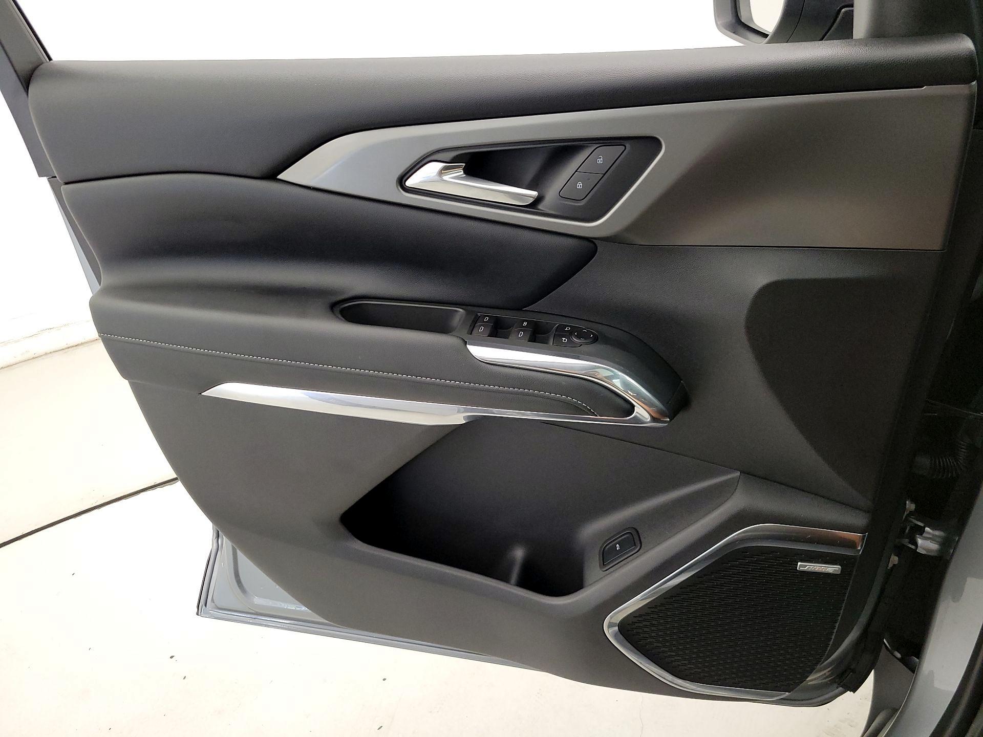 Thumbnail: 2025 Chevrolet Traverse - 12