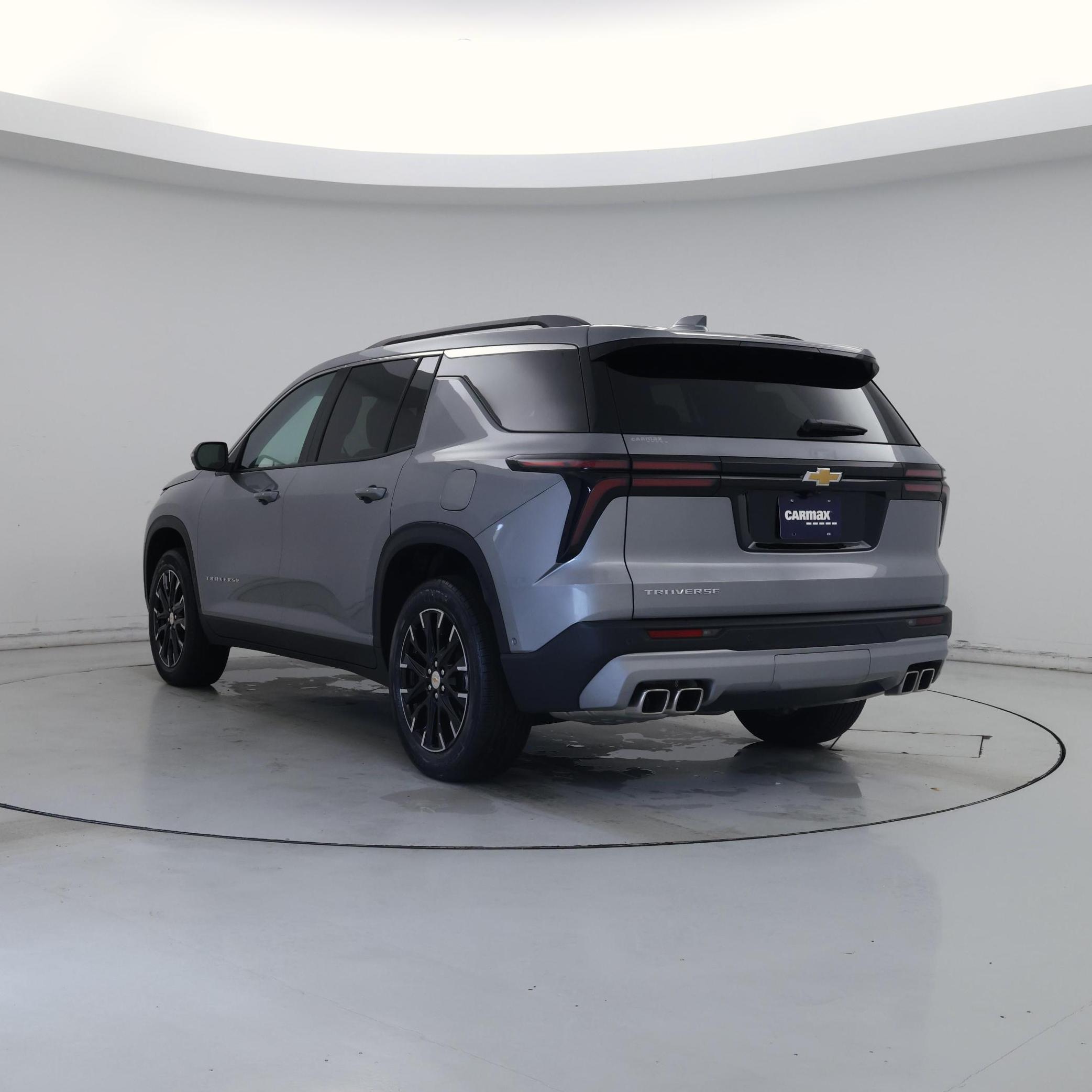 Thumbnail: 2025 Chevrolet Traverse - 2